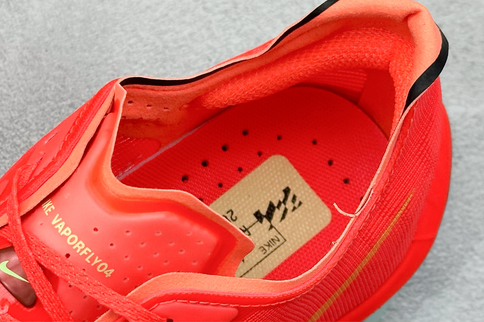 纯原Nike ZoomX Vaporfly NEXT马拉松系列公路竞速超轻缓震跑步鞋 HF6414-600