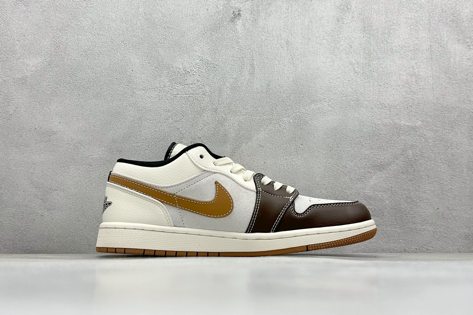 Fragment x Travis Scott x 北面联名 Air Jordan 1 Low 三方联名 XX2424-024