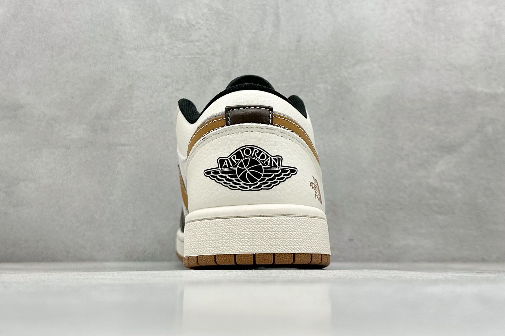 Fragment x Travis Scott x 北面联名 Air Jordan 1 Low 三方联名 XX2424-024