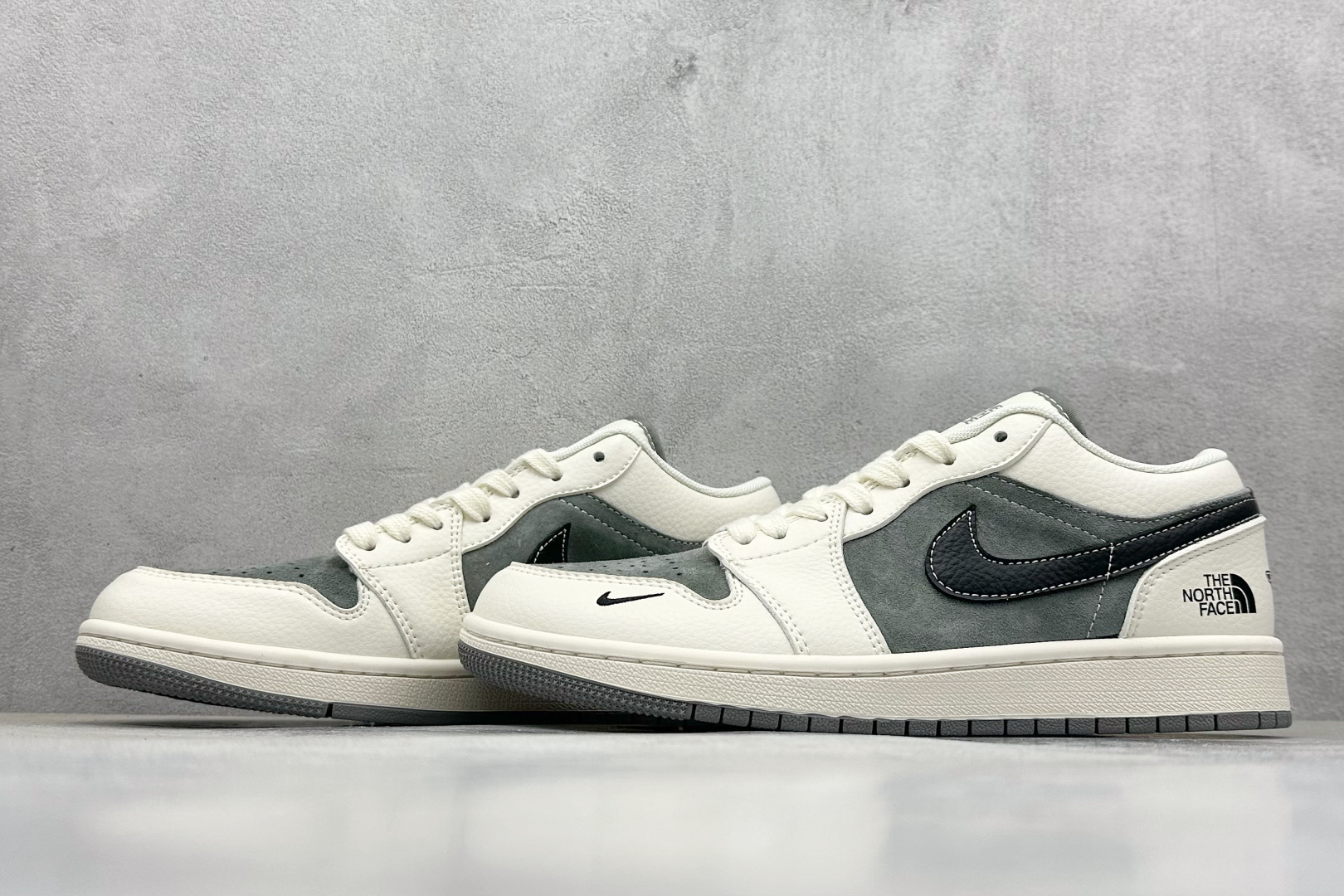 Fragment x Travis Scott x 北面联名 Air Jordan 1 Low 三方联名 XX2421-021