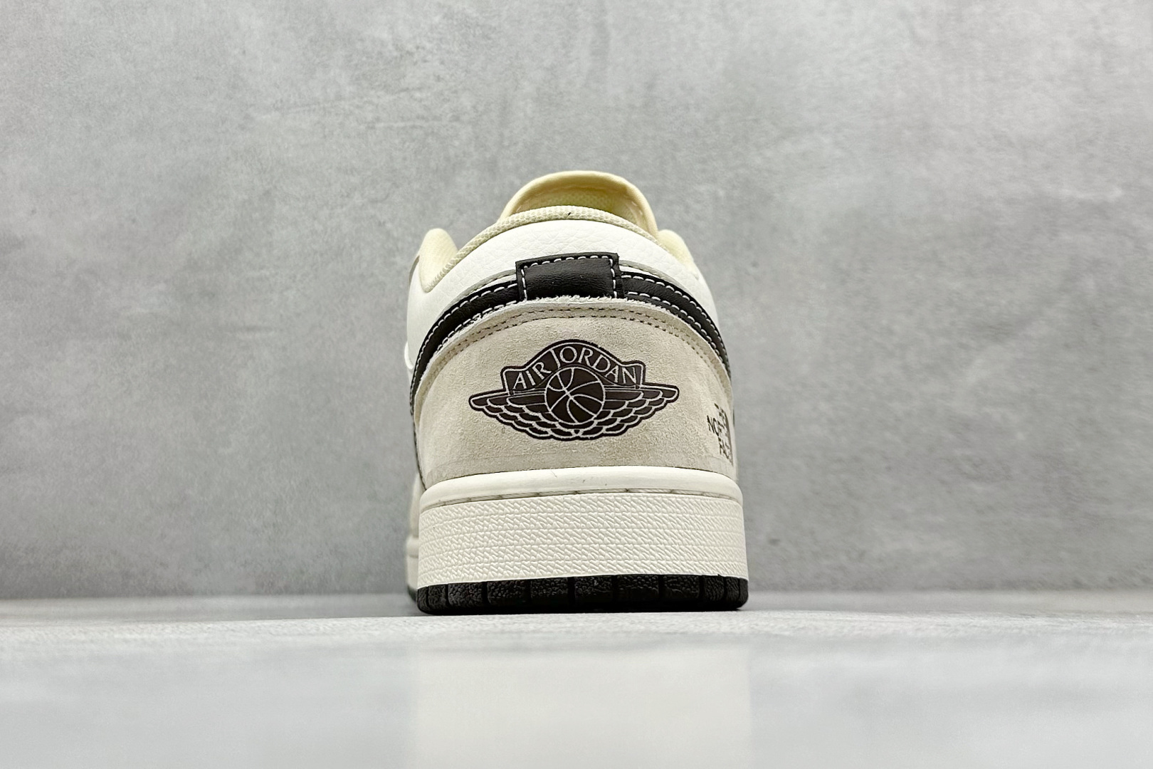 Fragment x Travis Scott x 北面联名 Air Jordan 1 Low 三方联名 XX2417-017