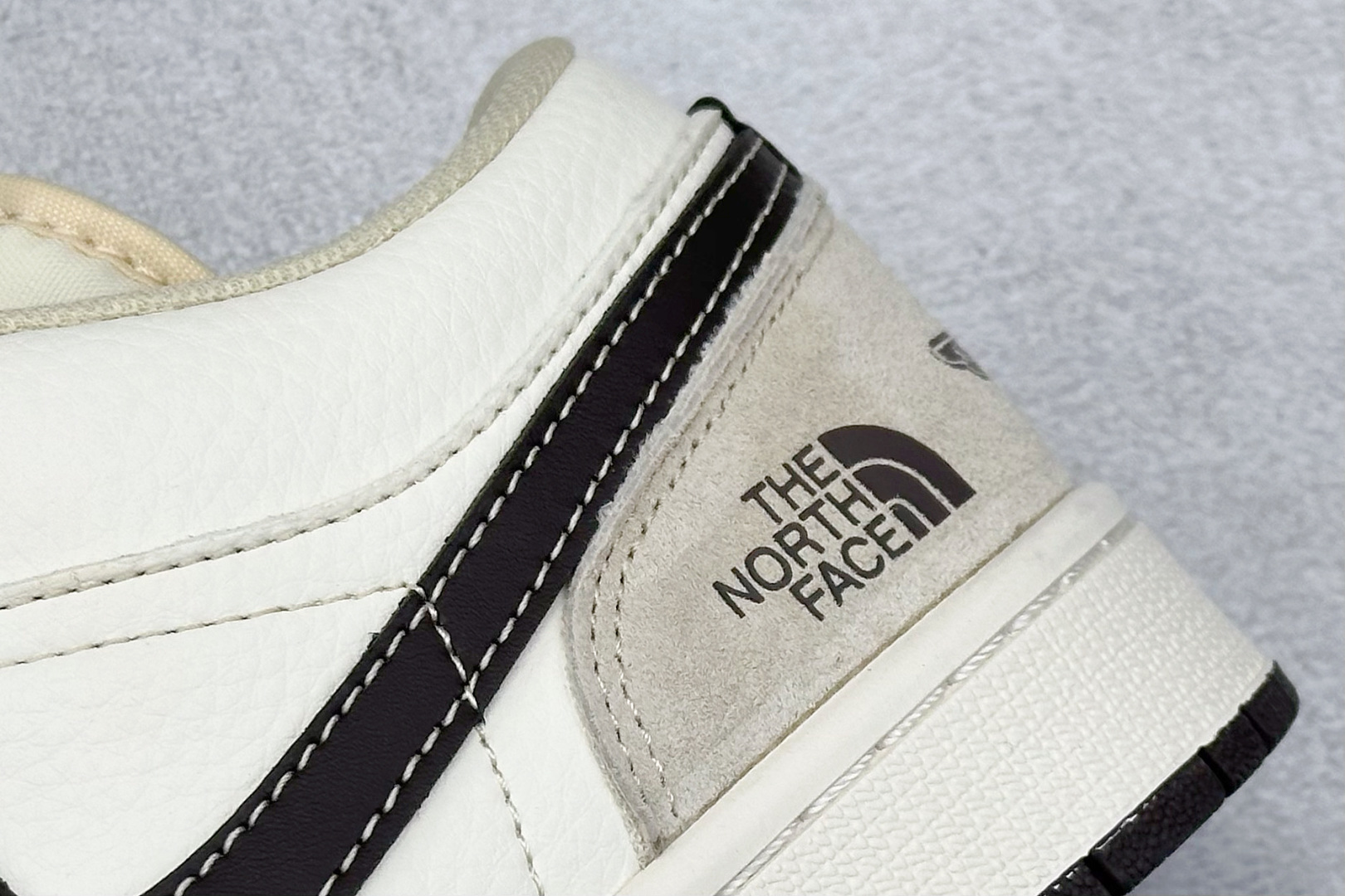 Fragment x Travis Scott x 北面联名 Air Jordan 1 Low 三方联名 XX2417-017