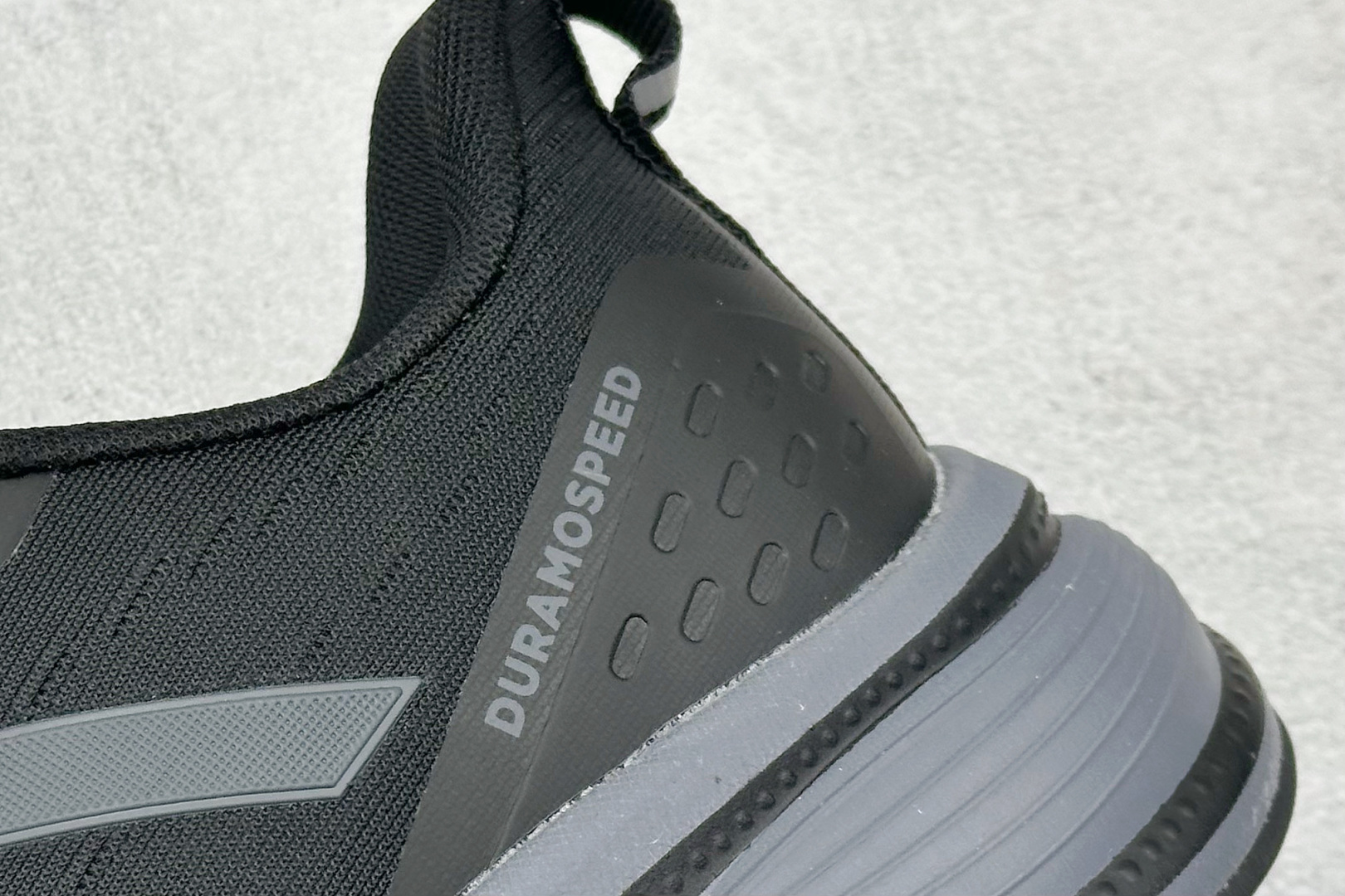 AD EQ/RUNNING SHOES 防滑耐磨厚底增高老爹鞋 随心畅跑舒适跑步运动鞋 GZ5818