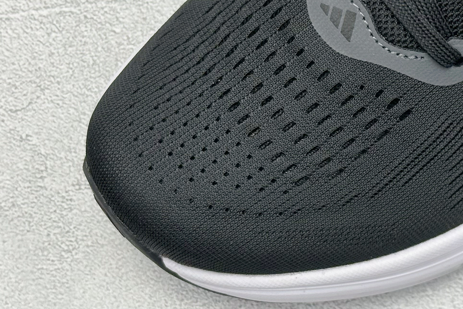 AD EQ/RUNNING SHOES 防滑耐磨厚底增高老爹鞋 随心畅跑舒适跑步运动鞋 GZ5822