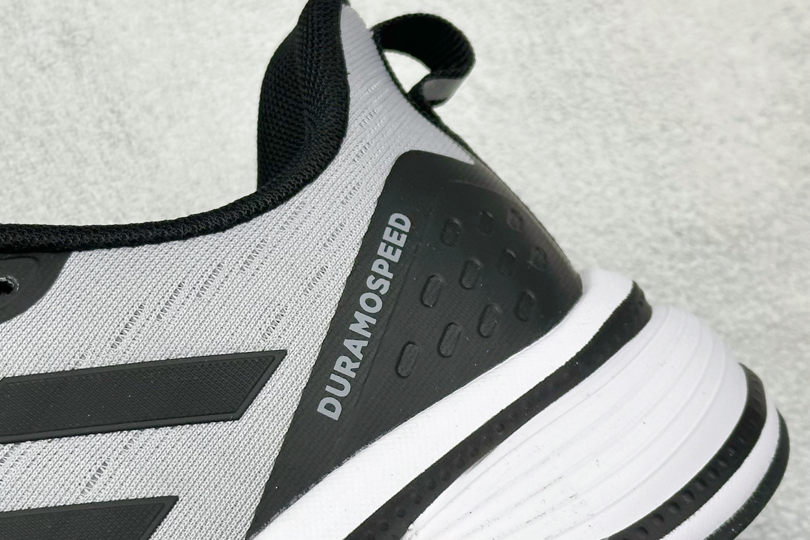 AD EQ/RUNNING SHOES 防滑耐磨厚底增高老爹鞋 随心畅跑舒适跑步运动鞋 GZ5825