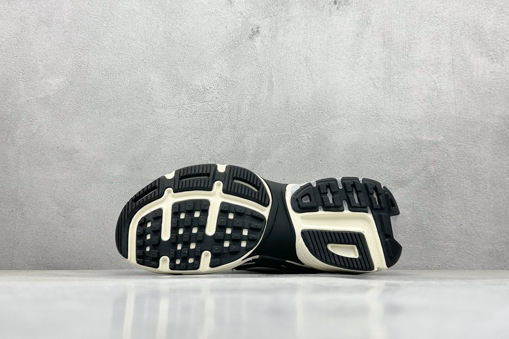 DS版Nike V2K Run 减震防滑复古低帮跑步鞋 HJ4497-300