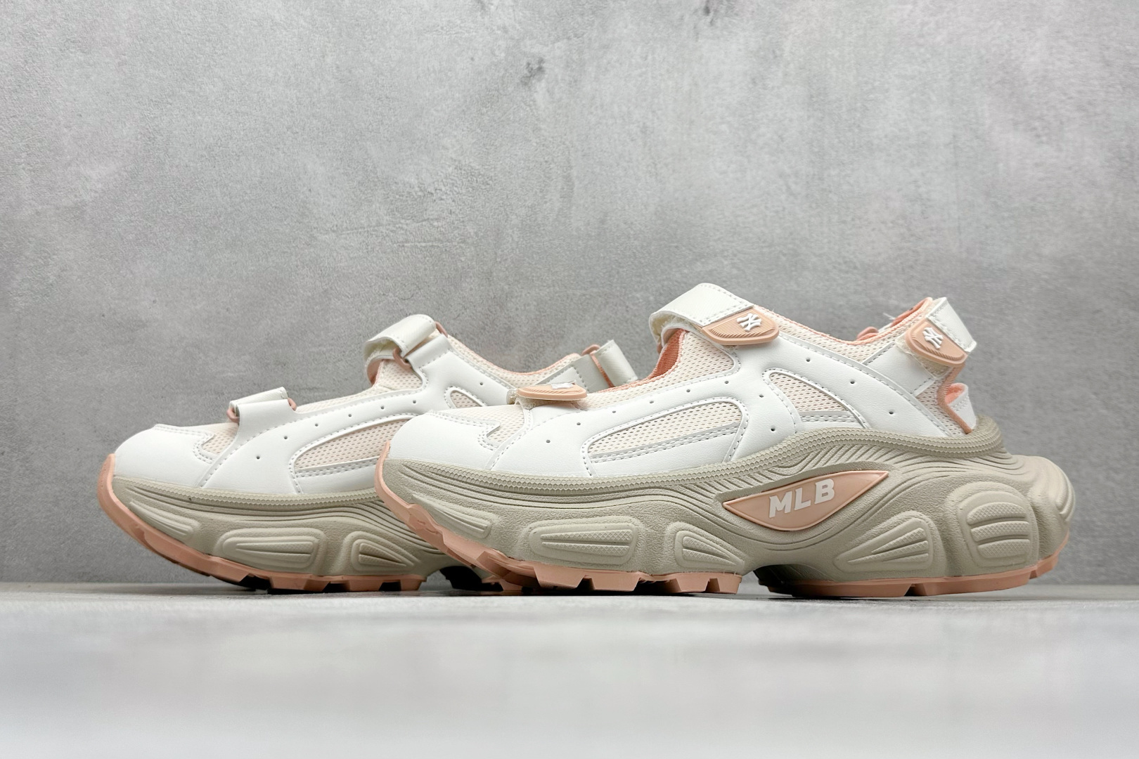 NY版MLB ACE RUNNER MARY JANE 厚底老爹风魔术贴休闲运动慢跑凉鞋 3ASDW0153