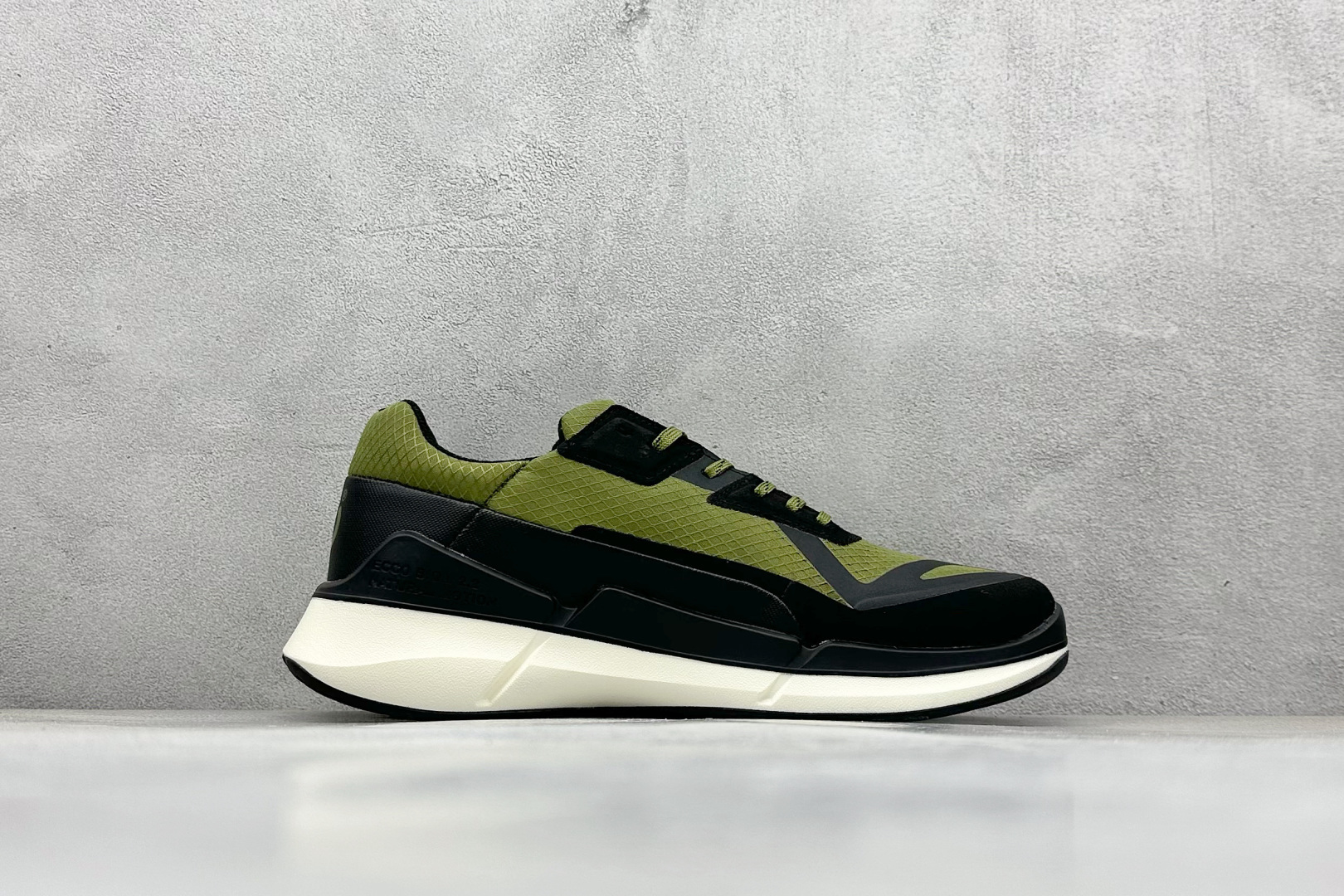 280 ECCO爱步运动男鞋 25年新款百搭跑步健身鞋 875825-Chinese UA Cheap High Quatity Brand Clothes Bags handbags Sneakers wholesale wholesaler seller from China Factory suppliers Fashion Clothing Shoes best Quality Beautiful Price 280 ECCO爱步运动男鞋 25年新款百搭跑步健身鞋 875825