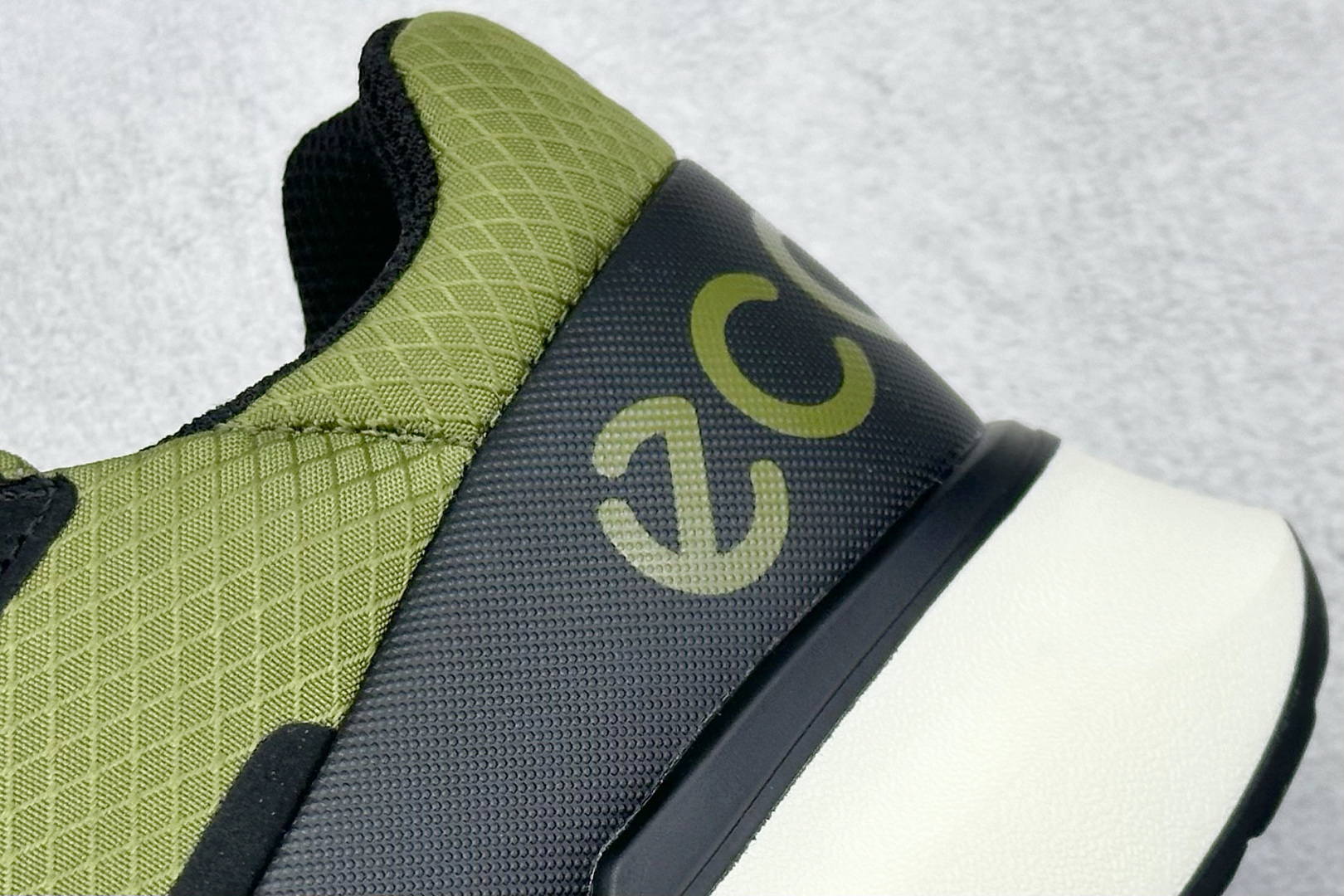 280 ECCO爱步运动男鞋 25年新款百搭跑步健身鞋 875825-Chinese UA Cheap High Quatity Brand Clothes Bags handbags Sneakers wholesale wholesaler seller from China Factory suppliers Fashion Clothing Shoes best Quality Beautiful Price 280 ECCO爱步运动男鞋 25年新款百搭跑步健身鞋 875825