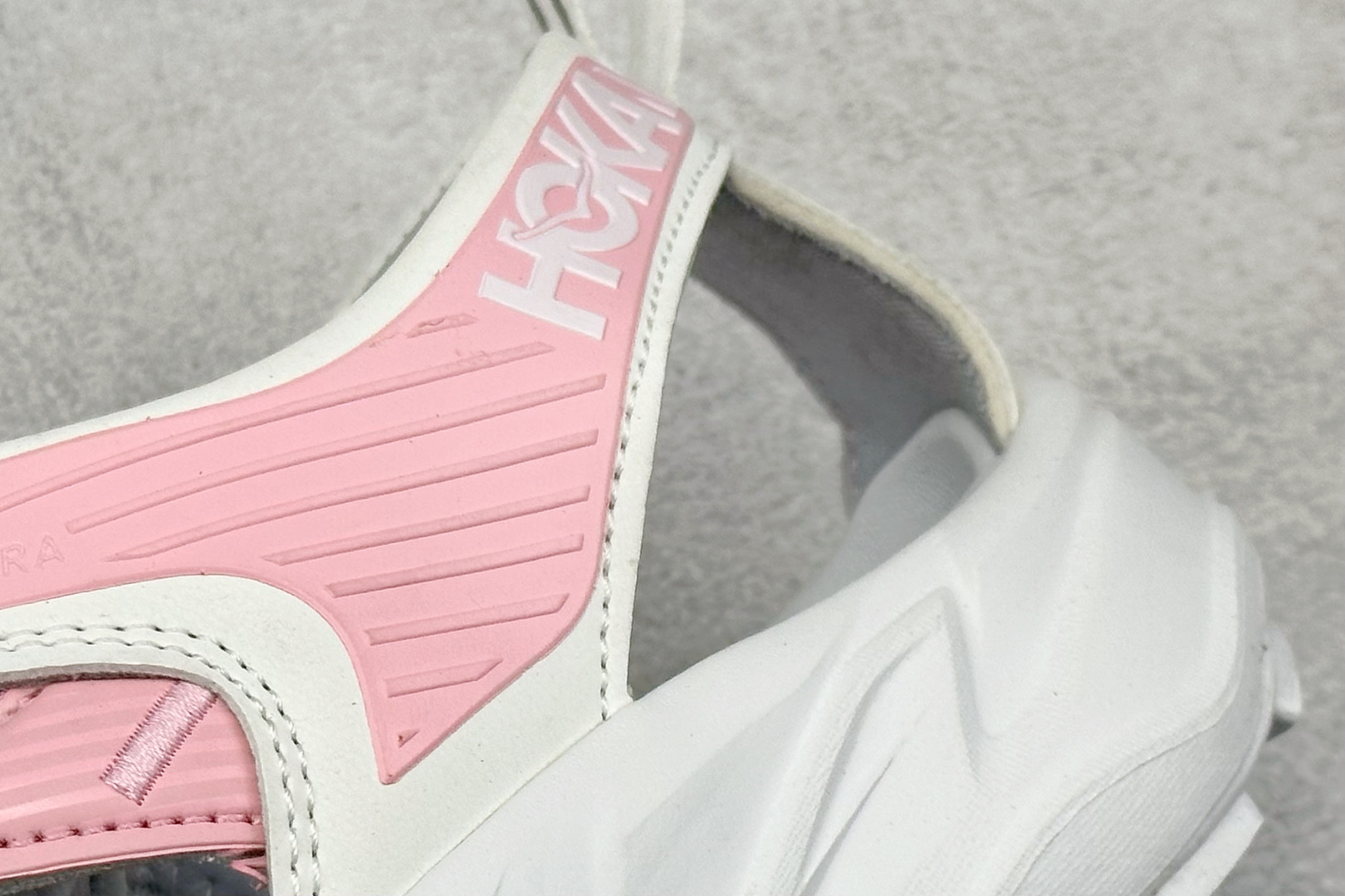 160 Hoka One One Hopara 霍帕拉休闲户外涉水溯溪凉鞋 1123112-WHWH-Chinese UA Cheap High Quatity Brand Clothes Bags handbags Sneakers wholesale wholesaler seller from China Factory suppliers Fashion Clothing Shoes best Quality Beautiful Price 160 Hoka One One Hopara 霍帕拉休闲户外涉水溯溪凉鞋 1123112-WHWH