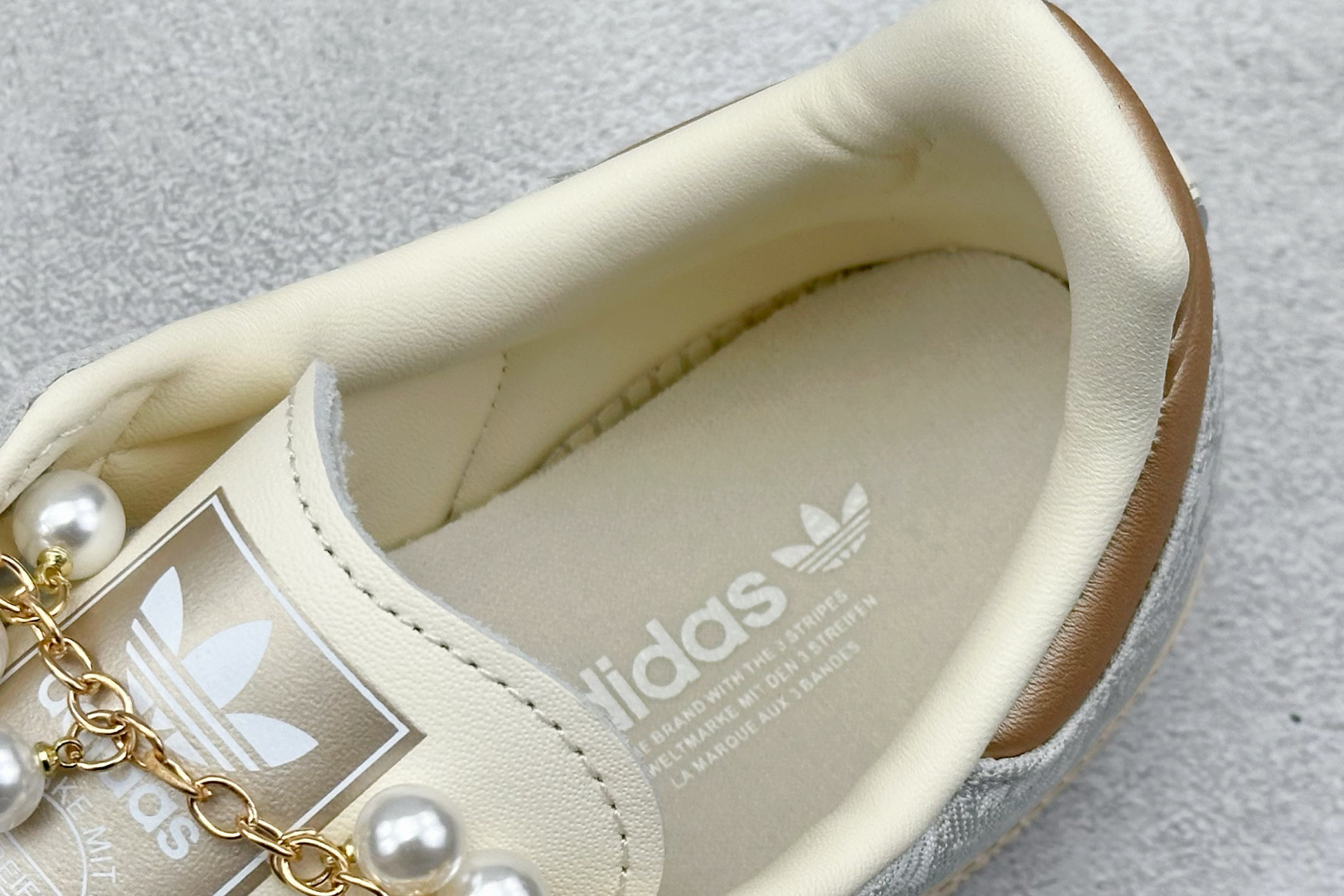 RS版AD Original Samba 复古经典轻便板鞋 JQ2616