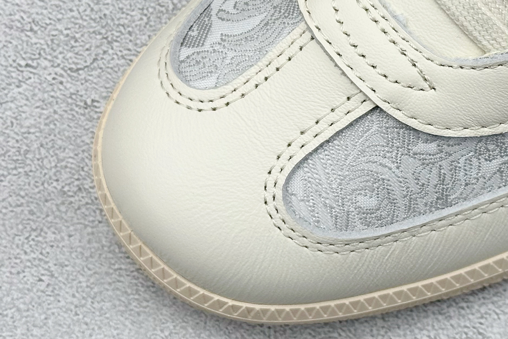 RS版AD Original Samba 复古经典轻便板鞋 JQ2616