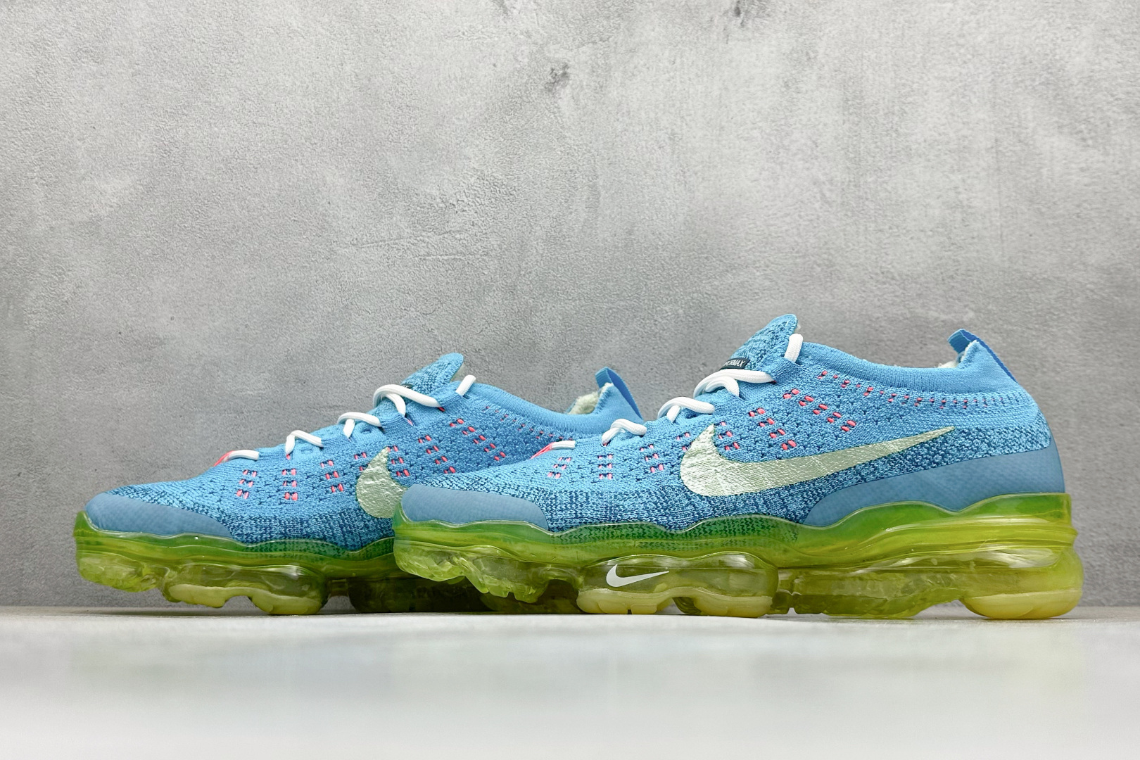 Nike Air Vapormax2023 全掌长气垫 缓震跑步鞋 DV1678-400