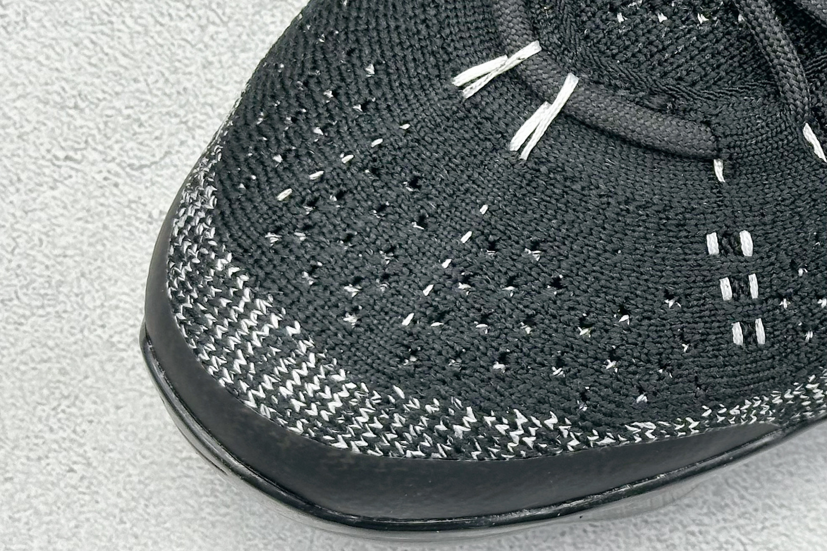 Nike Air Vapormax2023 全掌长气垫 缓震跑步鞋 DV1678-001