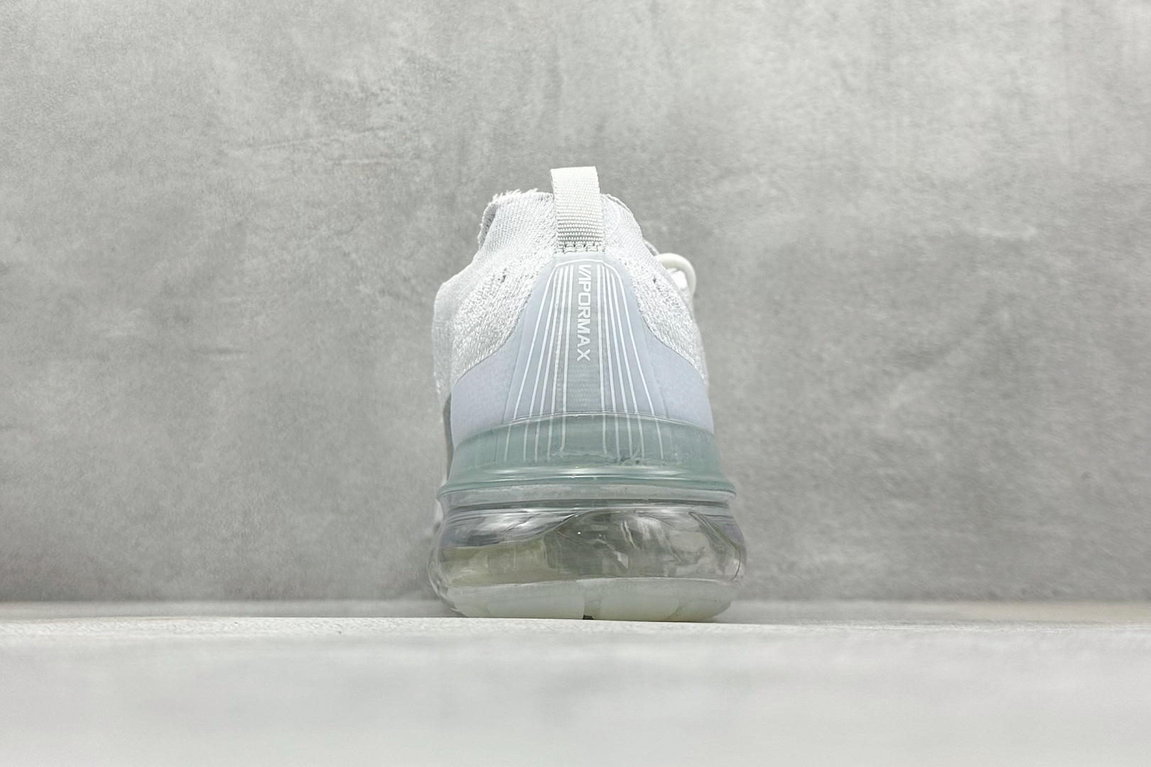 Nike Air Vapormax2023 全掌长气垫 缓震跑步鞋 DV1678-002