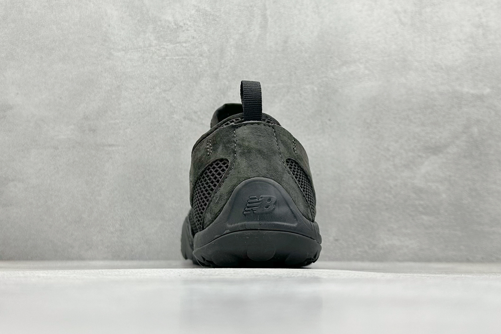 ISSEY MIYAKE/ x New Balance NB MT10O 舒适时尚 减震耐磨 低帮 生活休闲鞋 MT10OAC