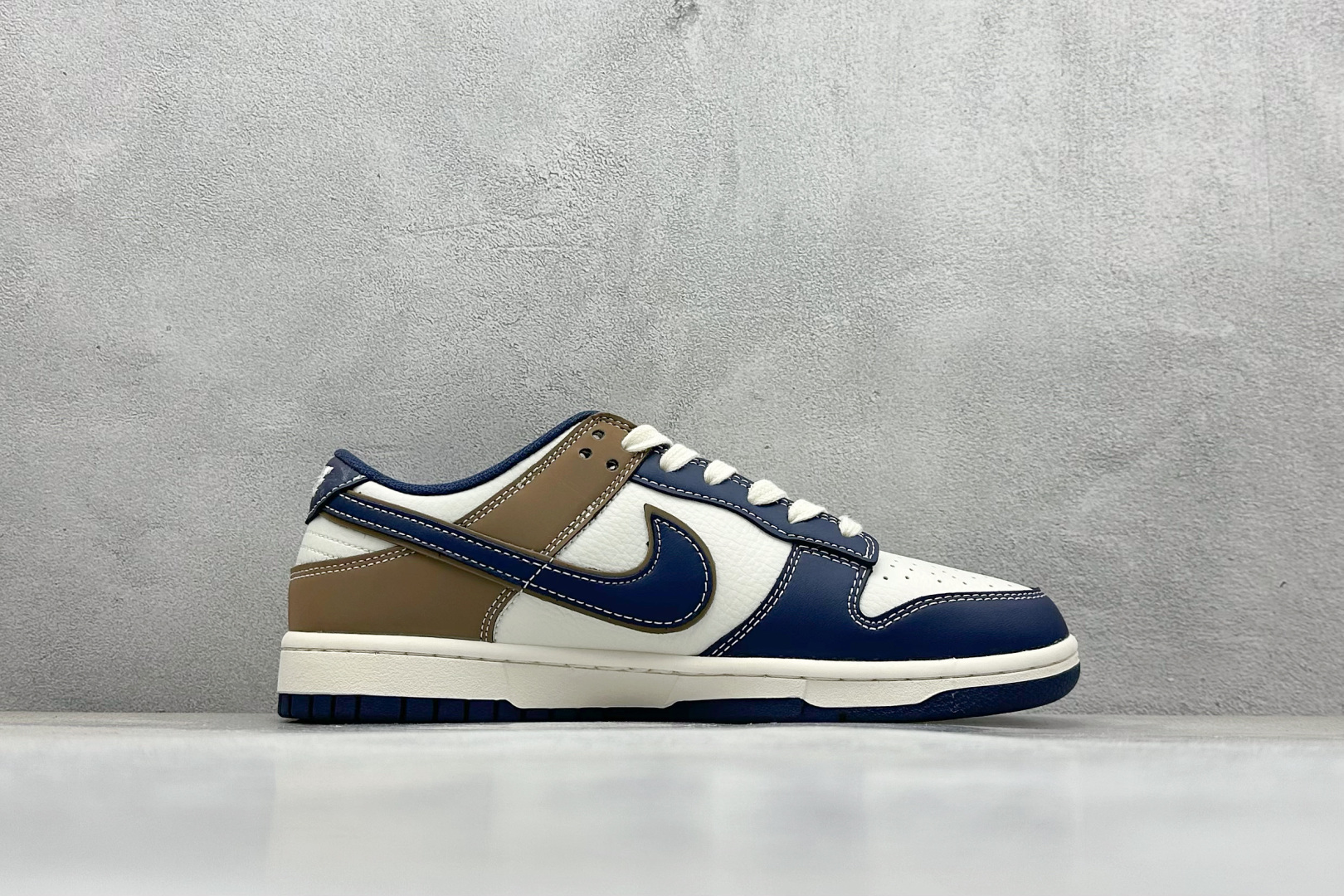 NIKE SB Dunk Low x Stone Island 米蓝棕 XX9917-017