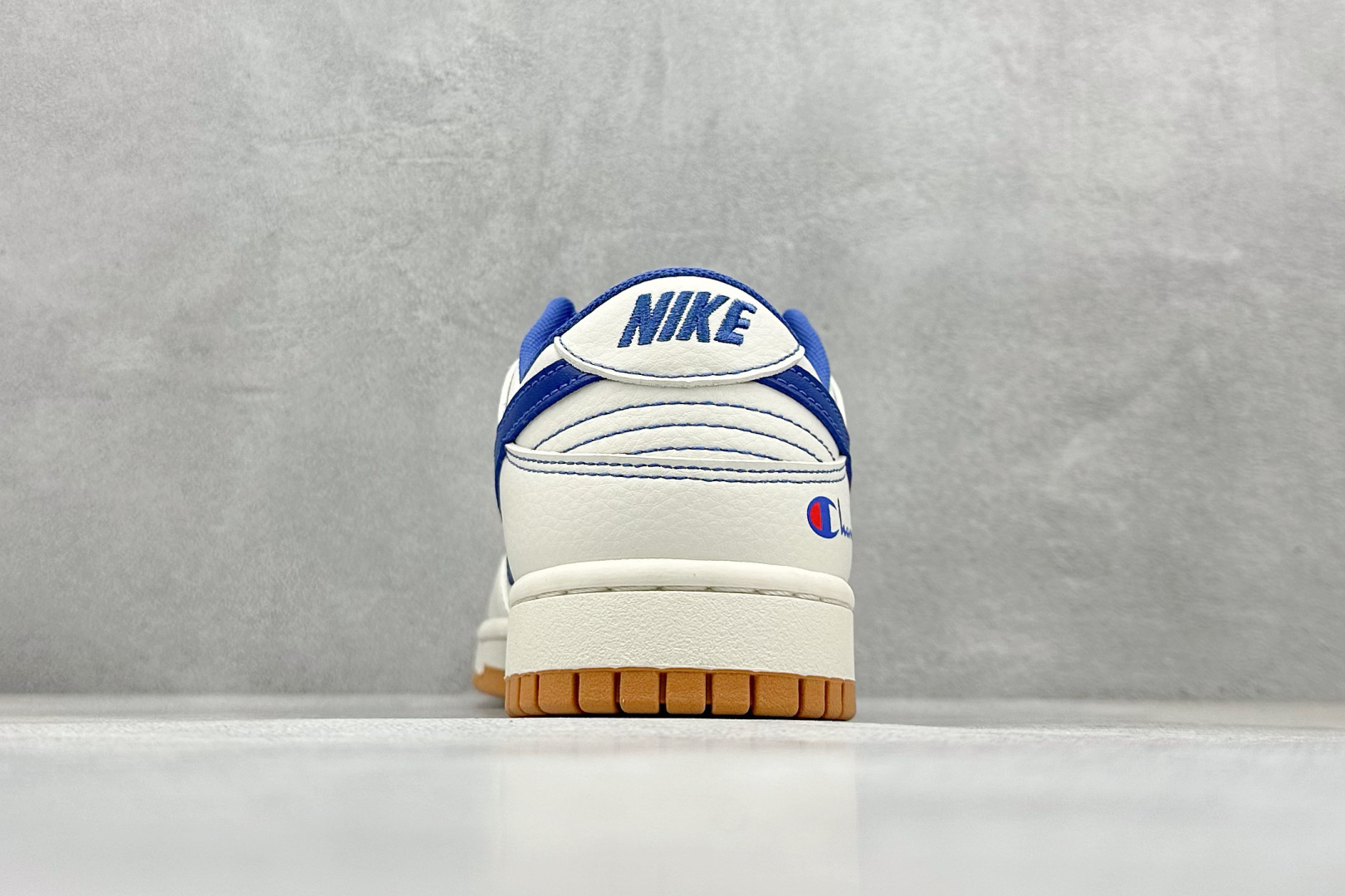 NIKE SB Dunk Low x Champion 冠军白宝蓝 哪吒涂鸦 XX9923-023