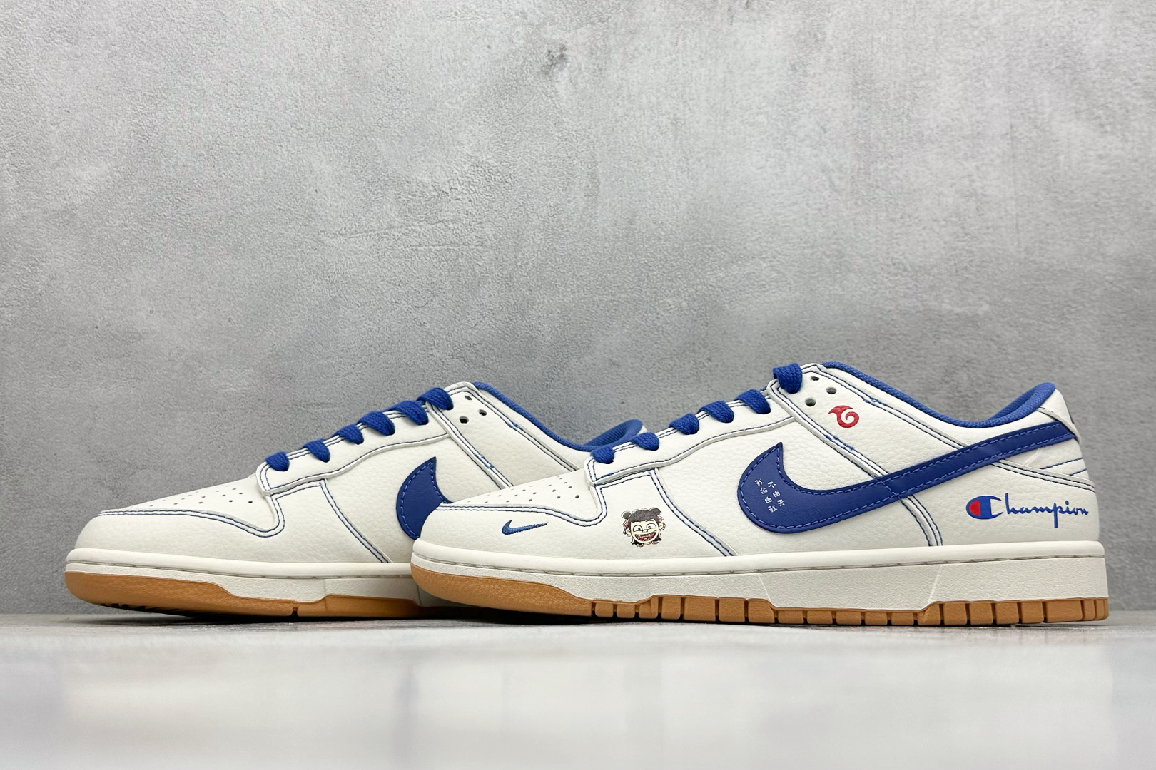 NIKE SB Dunk Low x Champion 冠军白宝蓝 哪吒涂鸦 XX9923-023