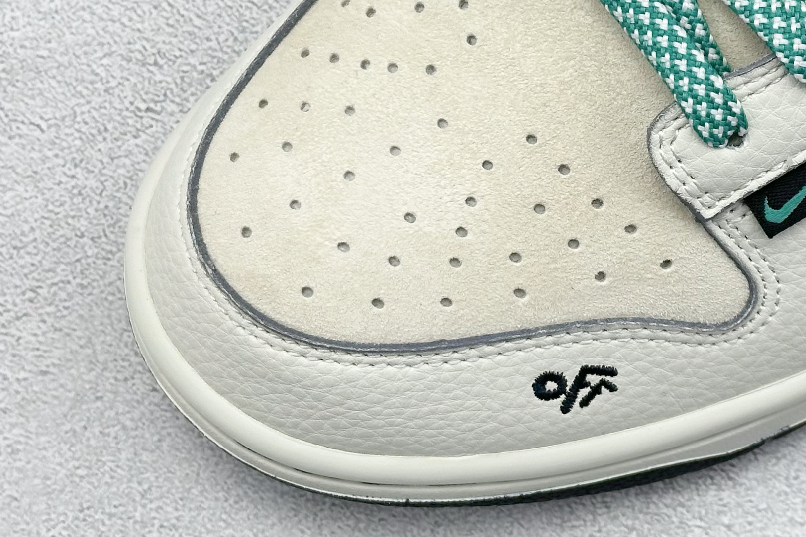 XC版Nk SB Dunk Low OFF联名 蒂芙尼绿勾 周年高端定制 低帮休闲板鞋 DJ2024-108