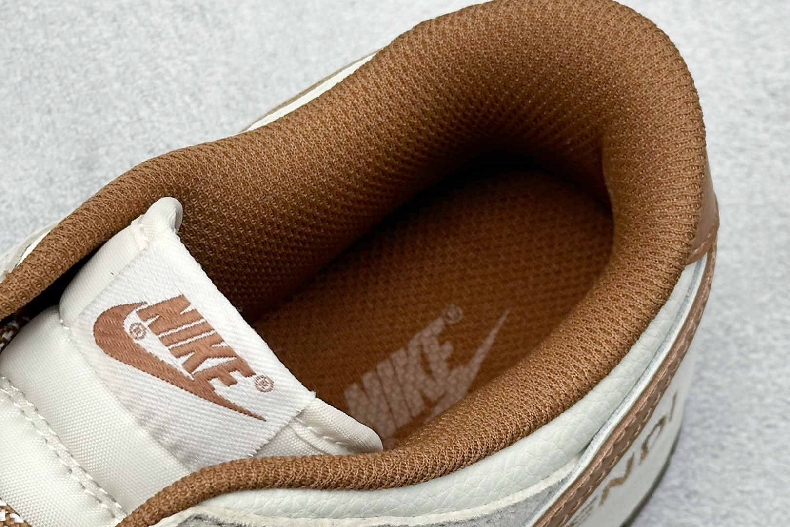 XC版Nk SB Dunk Low 芬迪联名 猪八棕勾 周年高端定制 低帮休闲板鞋 DJ2024-057