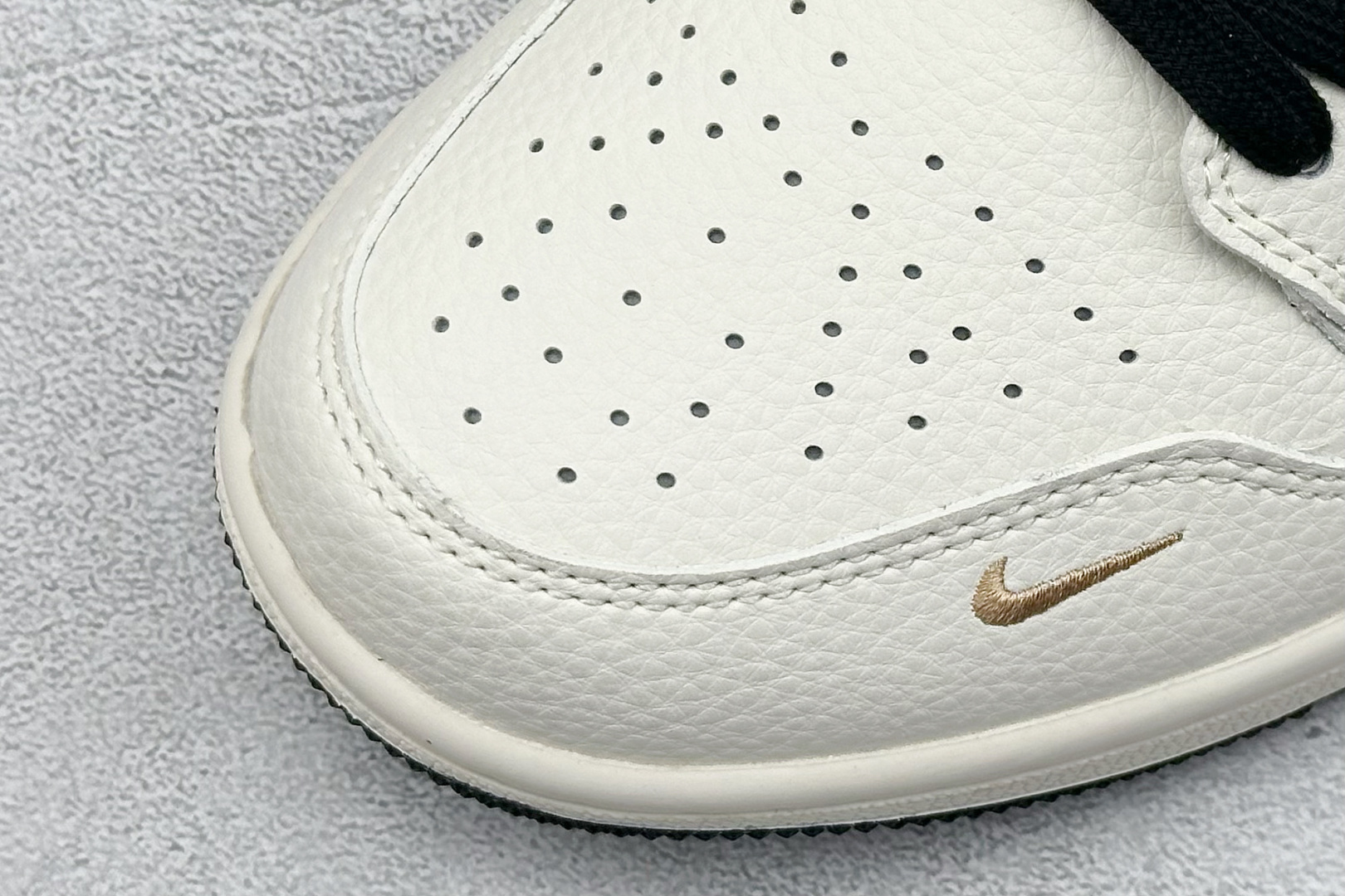 XC版Air Jordan 1 Low AJ1 乔1 斯图西联名 拉丝黑勾 高端定制 低帮复古篮球鞋 XX3168-173