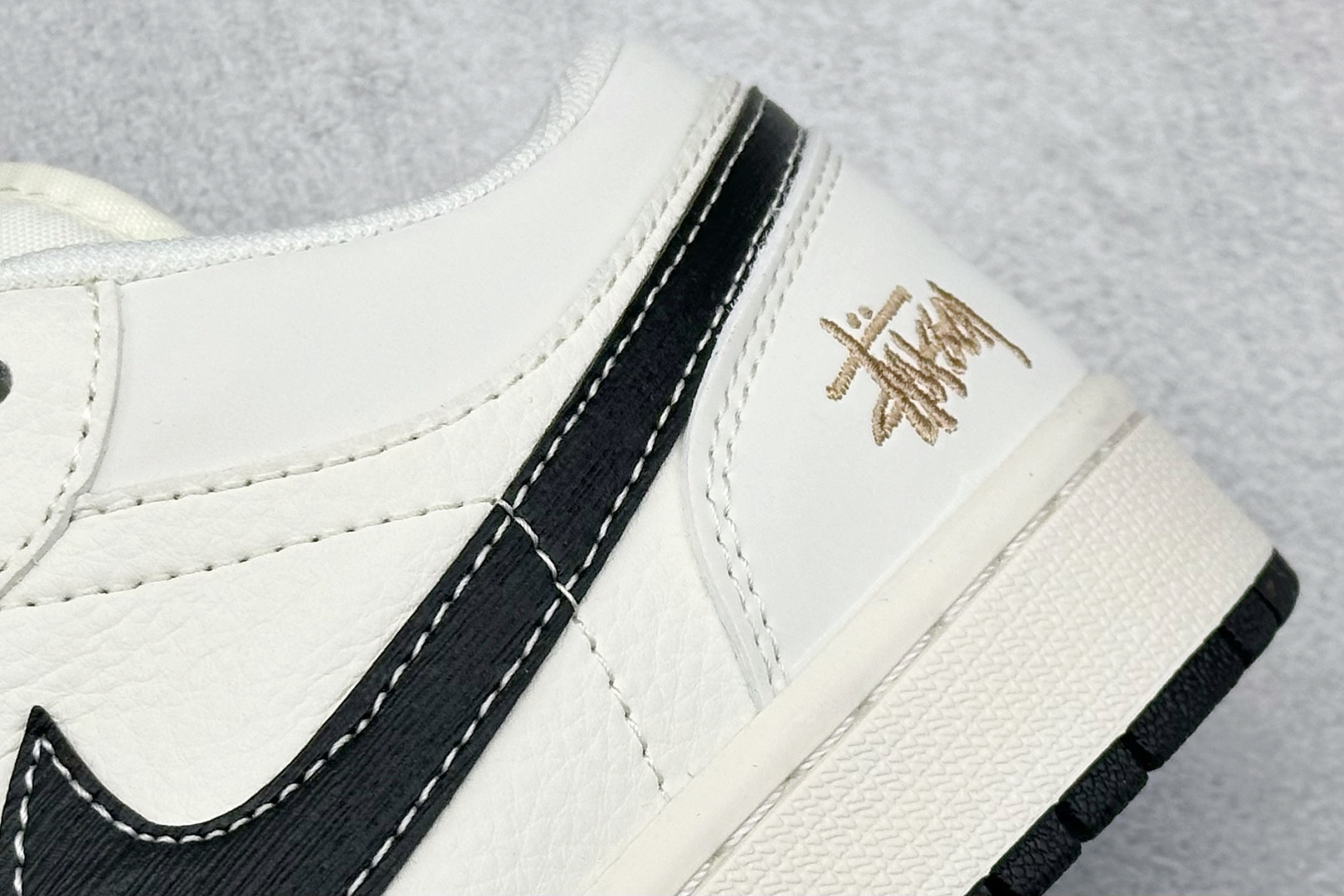 XC版Air Jordan 1 Low AJ1 乔1 斯图西联名 拉丝黑勾 高端定制 低帮复古篮球鞋 XX3168-173