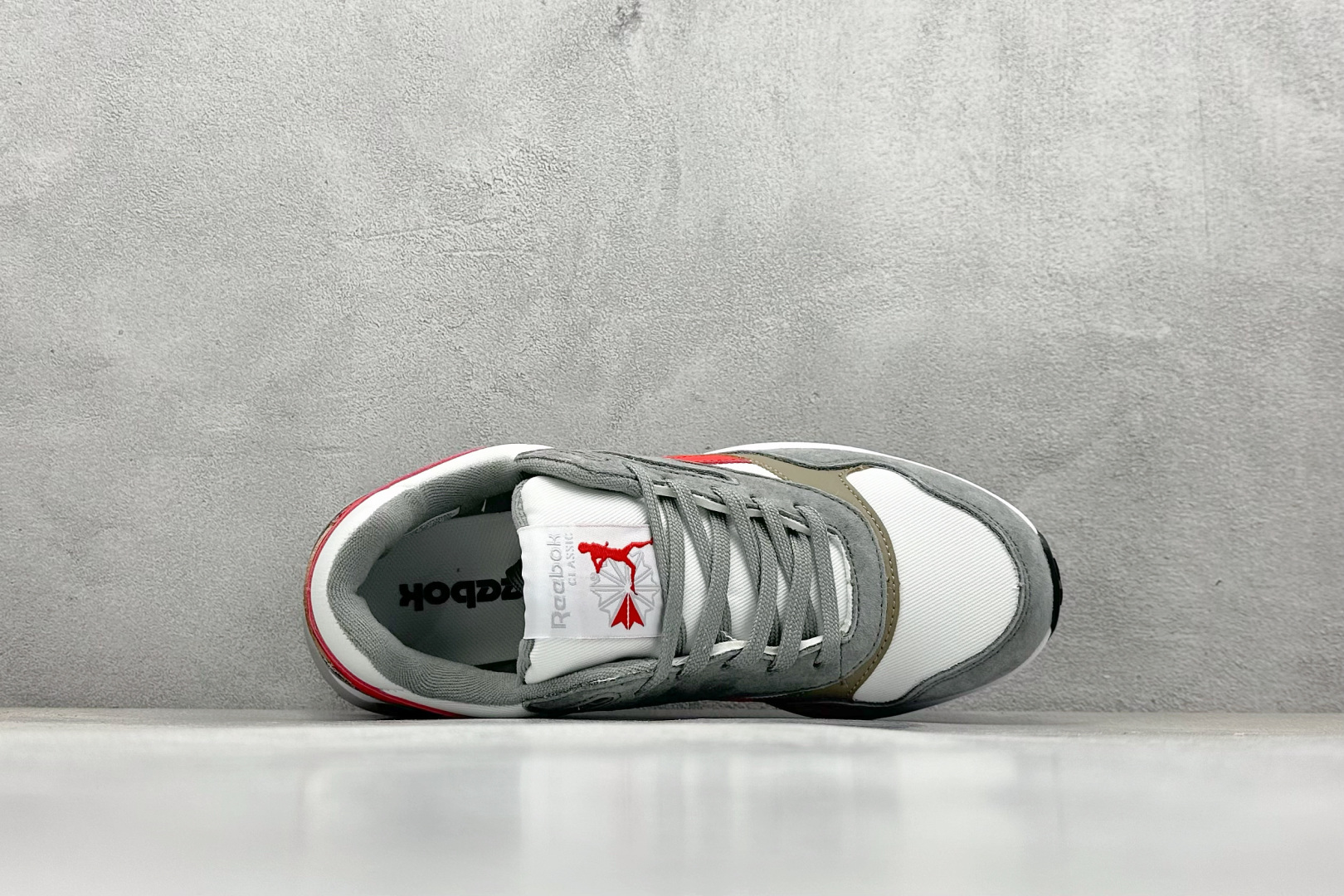 Reebok Classic Harman Ripple 防滑透气 低帮休闲跑步鞋 锐步复古潮流街头低帮休闲板鞋 Reebok Classic Harman Ripple 防滑透气 低帮休闲跑步鞋 锐步复古潮流街头低帮休闲板鞋