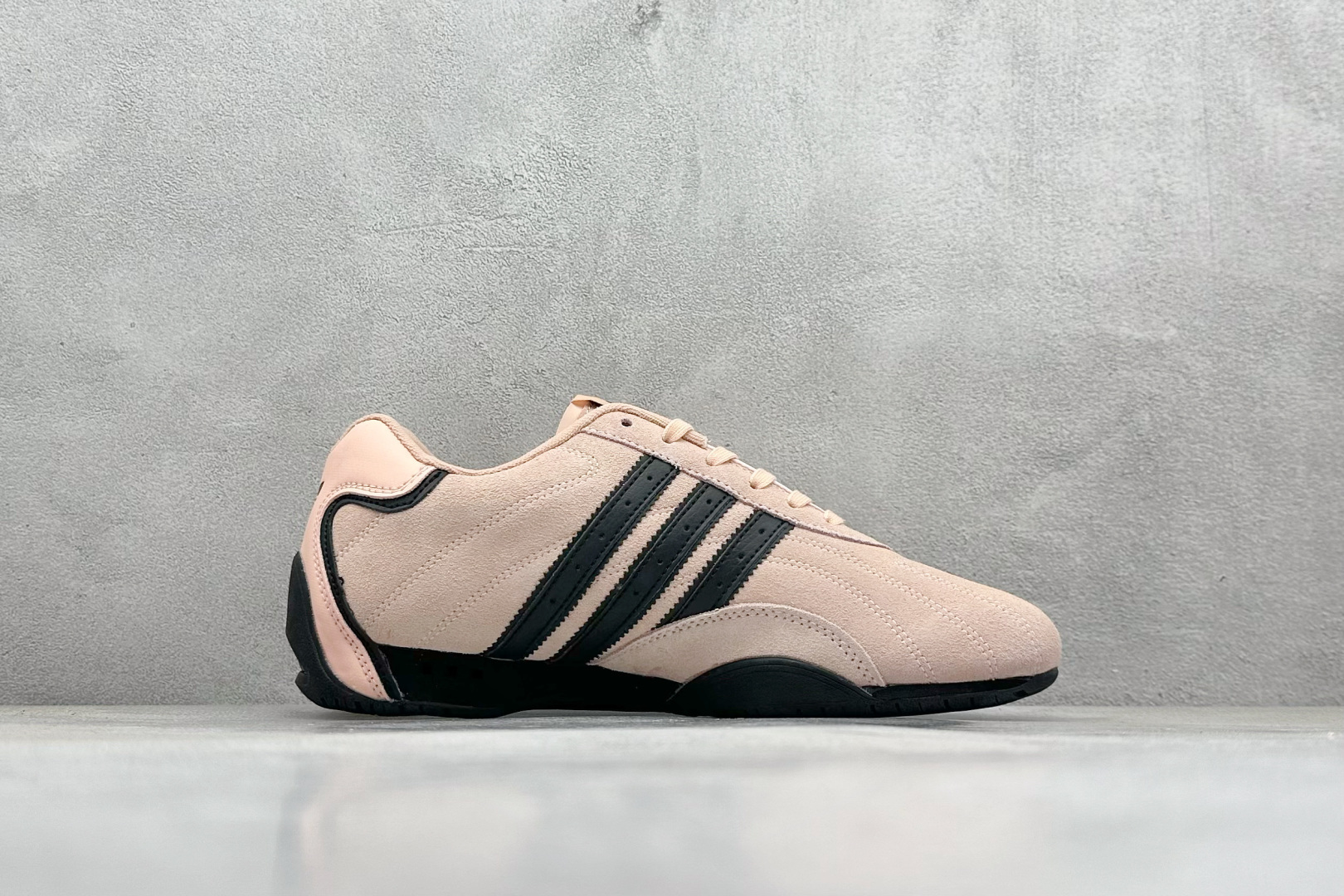 Adidas originals ADIRACER 潮流运动防滑耐磨 阿迪达斯低帮休闲跑步鞋 JS0299 Adidas originals ADIRACER 潮流运动防滑耐磨 阿迪达斯低帮休闲跑步鞋 JS0299