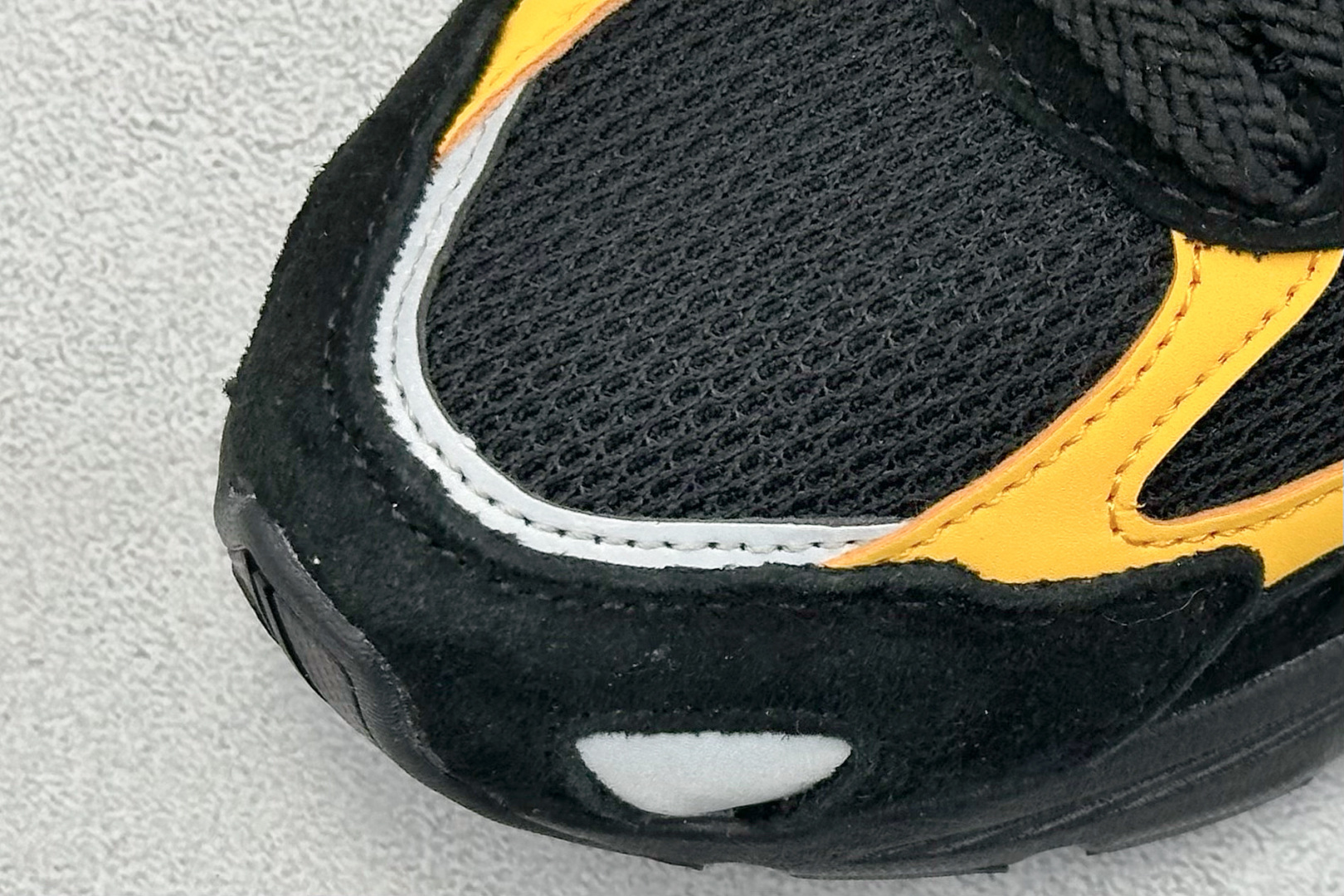 NB New Balance 2010系列 新百伦经典复古休闲运动板鞋 U2010KTF NB New Balance 2010系列 新百伦经典复古休闲运动板鞋 U2010KTF