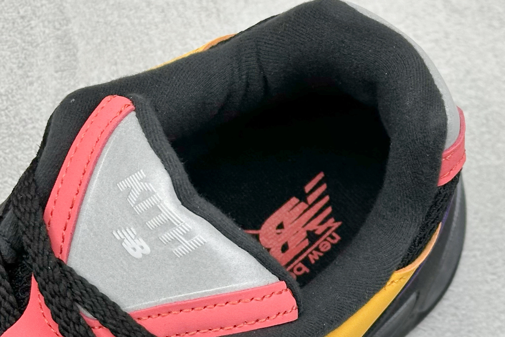 NB New Balance 2010系列 新百伦经典复古休闲运动板鞋 U2010KTF NB New Balance 2010系列 新百伦经典复古休闲运动板鞋 U2010KTF