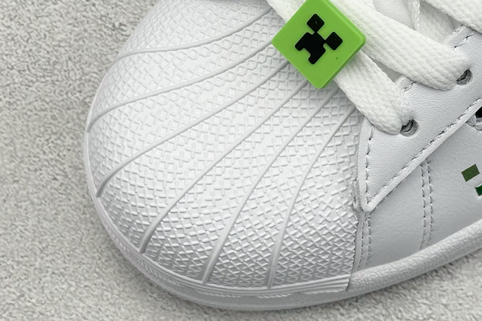 AD Originals Superstar 2 贝壳头 JQ8749