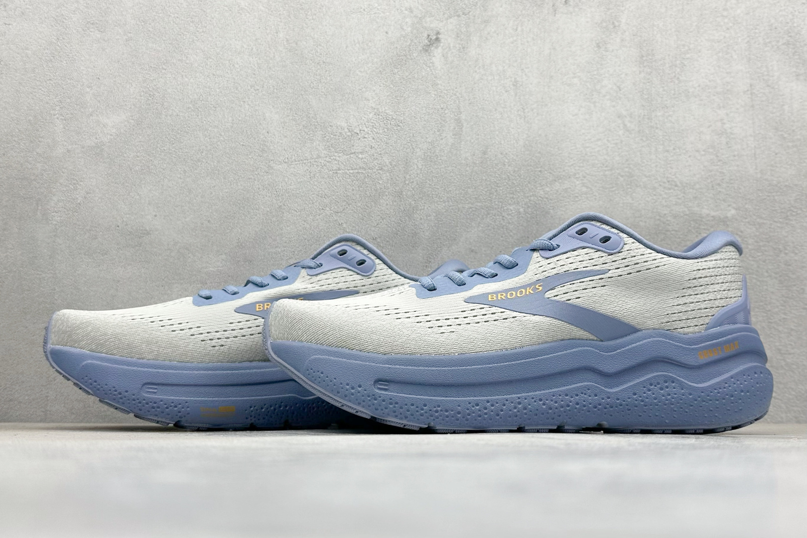 Z版 Brooks 布鲁克斯 Hyperion Max 2 超弹轻盈跑步鞋 110431 1D 119