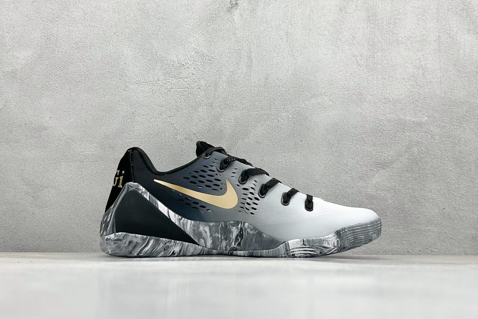 GJR版 NK Kobe 9 Elite Protro 科比九代精英款低帮实战篮球鞋 FZ7333-002 GJR版 NK Kobe 9 Elite Protro 科比九代精英款低帮实战篮球鞋 FZ7333-002