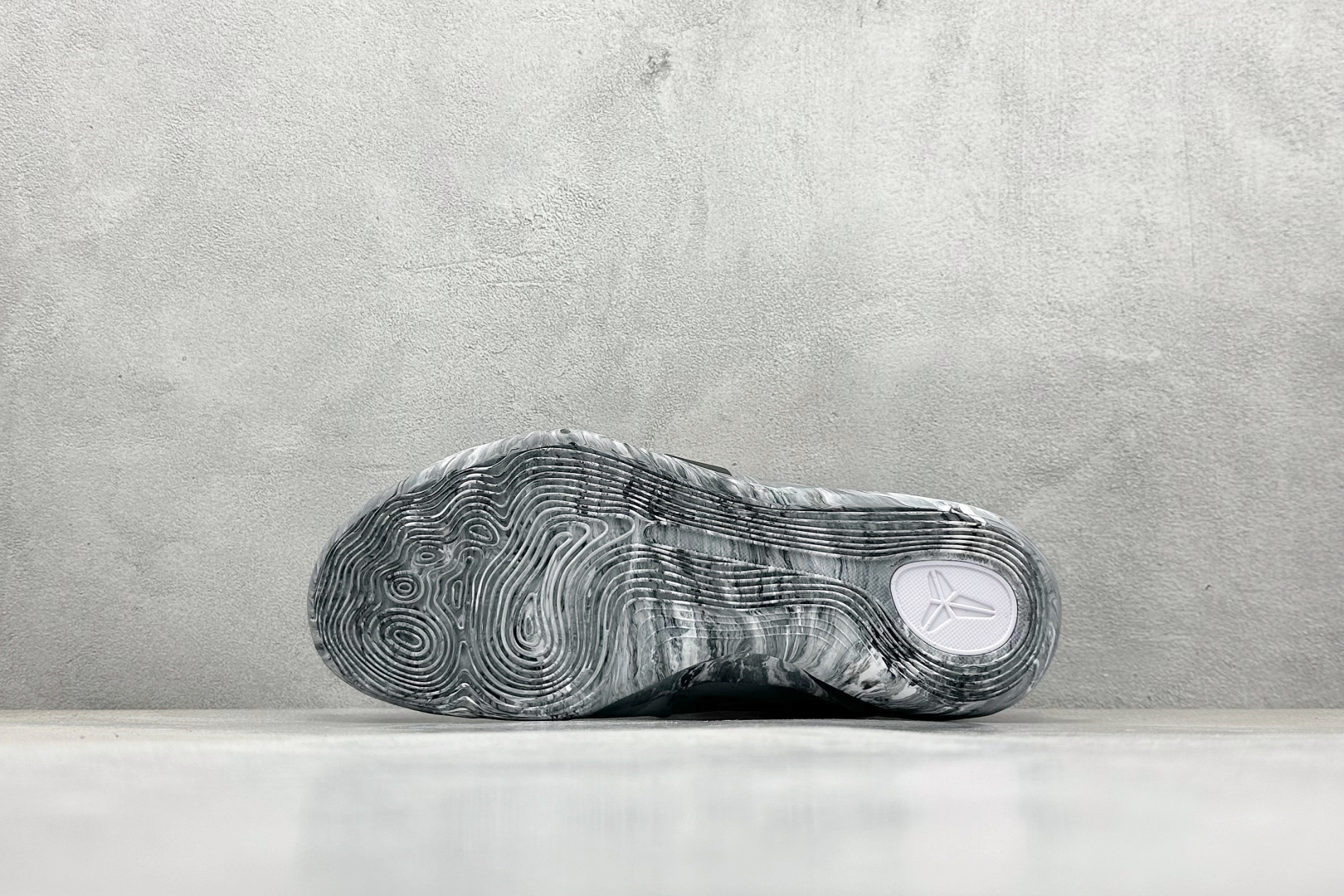 GJR版 NK Kobe 9 Elite Protro 科比九代精英款低帮实战篮球鞋 FZ7333-002 GJR版 NK Kobe 9 Elite Protro 科比九代精英款低帮实战篮球鞋 FZ7333-002