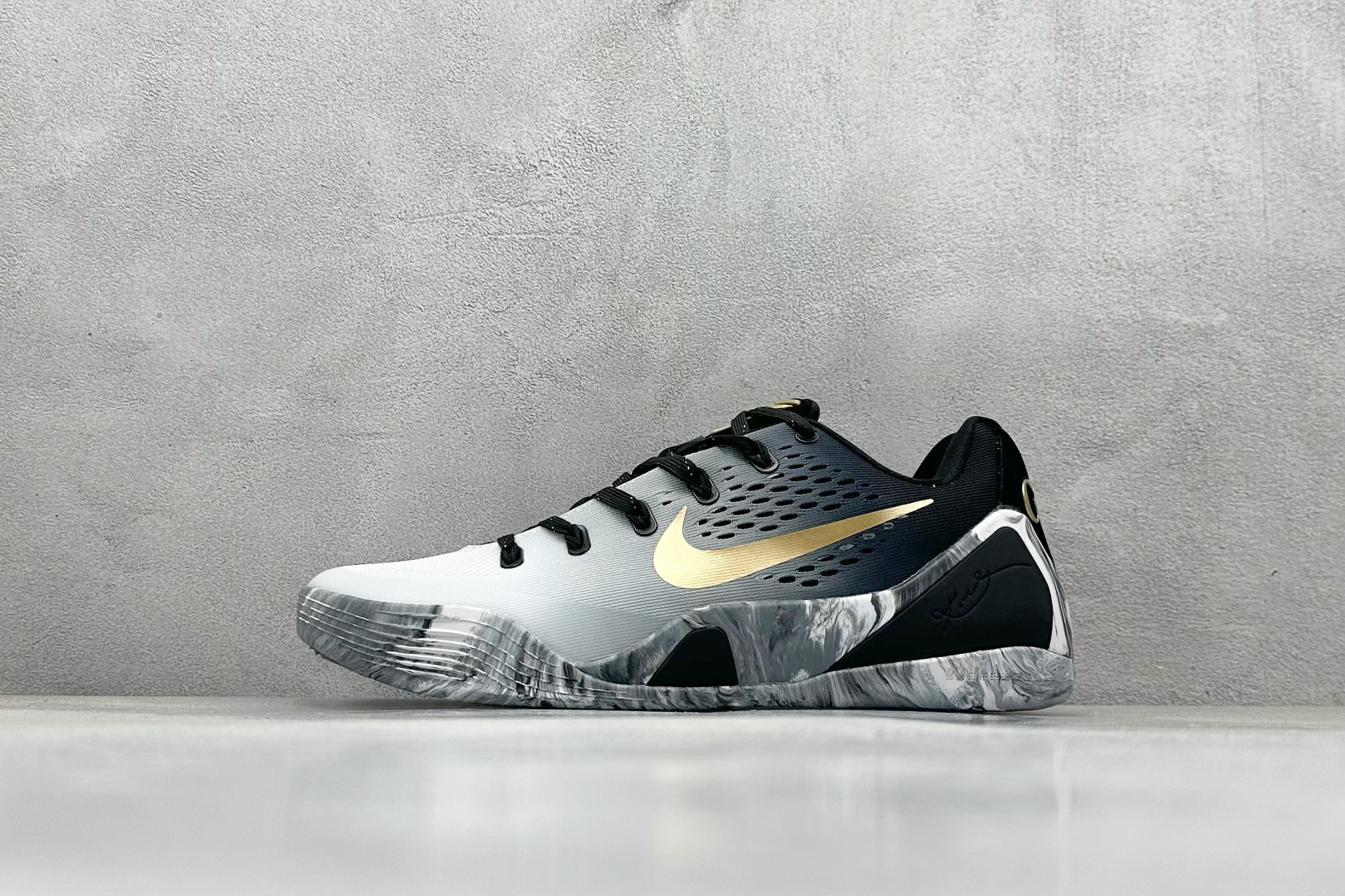 GJR版 NK Kobe 9 Elite Protro 科比九代精英款低帮实战篮球鞋 FZ7333-002 GJR版 NK Kobe 9 Elite Protro 科比九代精英款低帮实战篮球鞋 FZ7333-002