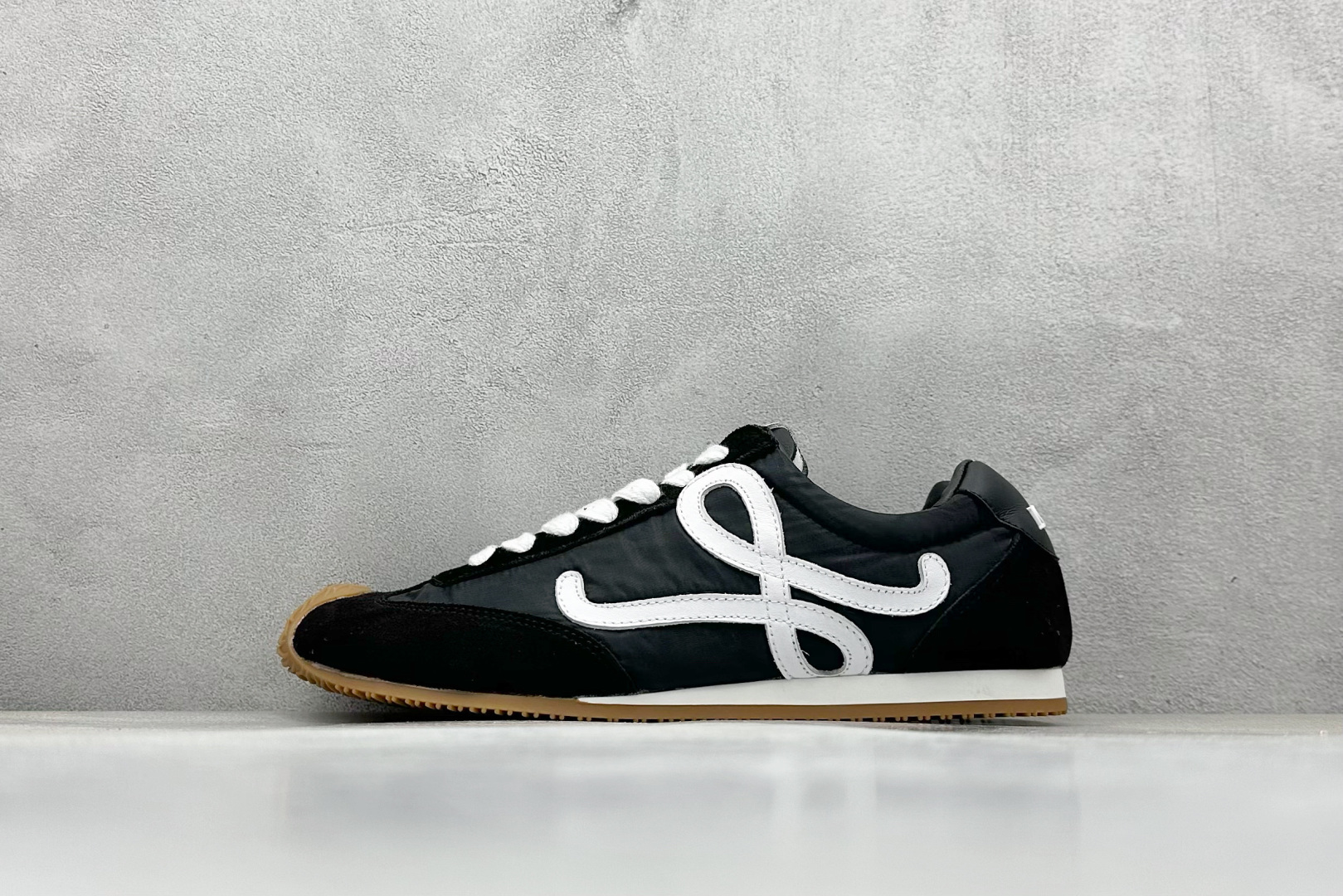 PK版罗意威LOEWE 2025 | Ballet Runner2.0 新款芭蕾舞鞋 PK版罗意威LOEWE 2025 | Ballet Runner2.0 新款芭蕾舞鞋