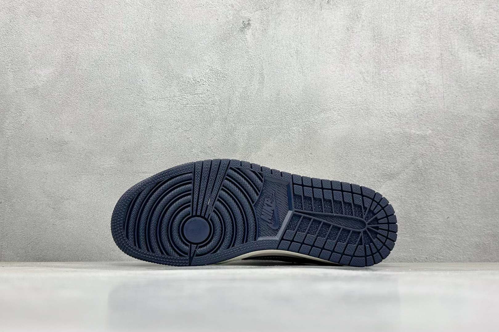 XC版Travis Scott x Fragment Design x Air Jordan 1 Low SP AJ1 乔1 古驰联名 信号黑 低帮文化休闲板鞋 LD2025-027 XC版Travis Scott x Fragment Design x Air Jordan 1 Low SP AJ1 乔1 古驰联名 信号黑 低帮文化休闲板鞋 LD2025-027