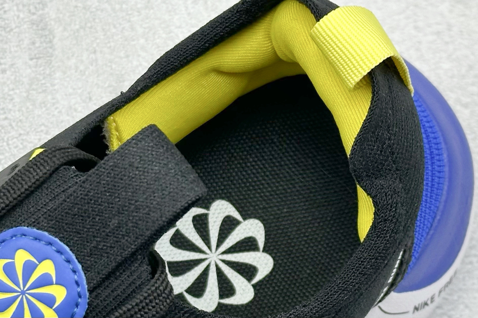 CH版Nike Free RN 4.0 Next Nature 环保材料赤足轻盈慢跑宝藏鞋 FB1276-700 CH版Nike Free RN 4.0 Next Nature 环保材料赤足轻盈慢跑宝藏鞋 FB1276-700