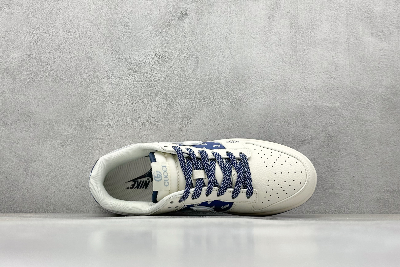 Nike SB Dunk Low x GUCCI 白蓝 HS8068-034 Nike SB Dunk Low x GUCCI 白蓝 HS8068-034