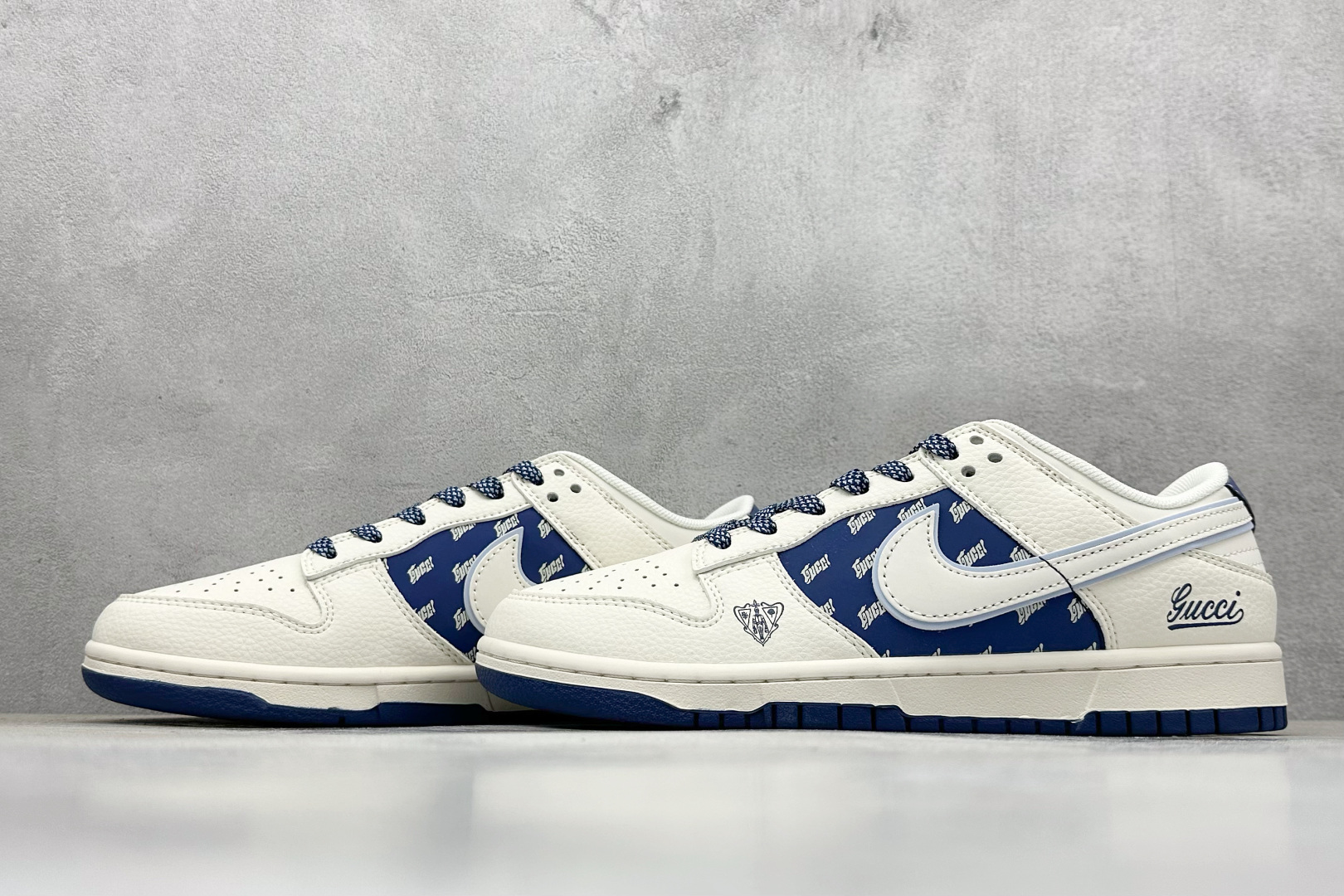 Nike SB Dunk Low x GUCCI 白蓝 HS8068-034 Nike SB Dunk Low x GUCCI 白蓝 HS8068-034