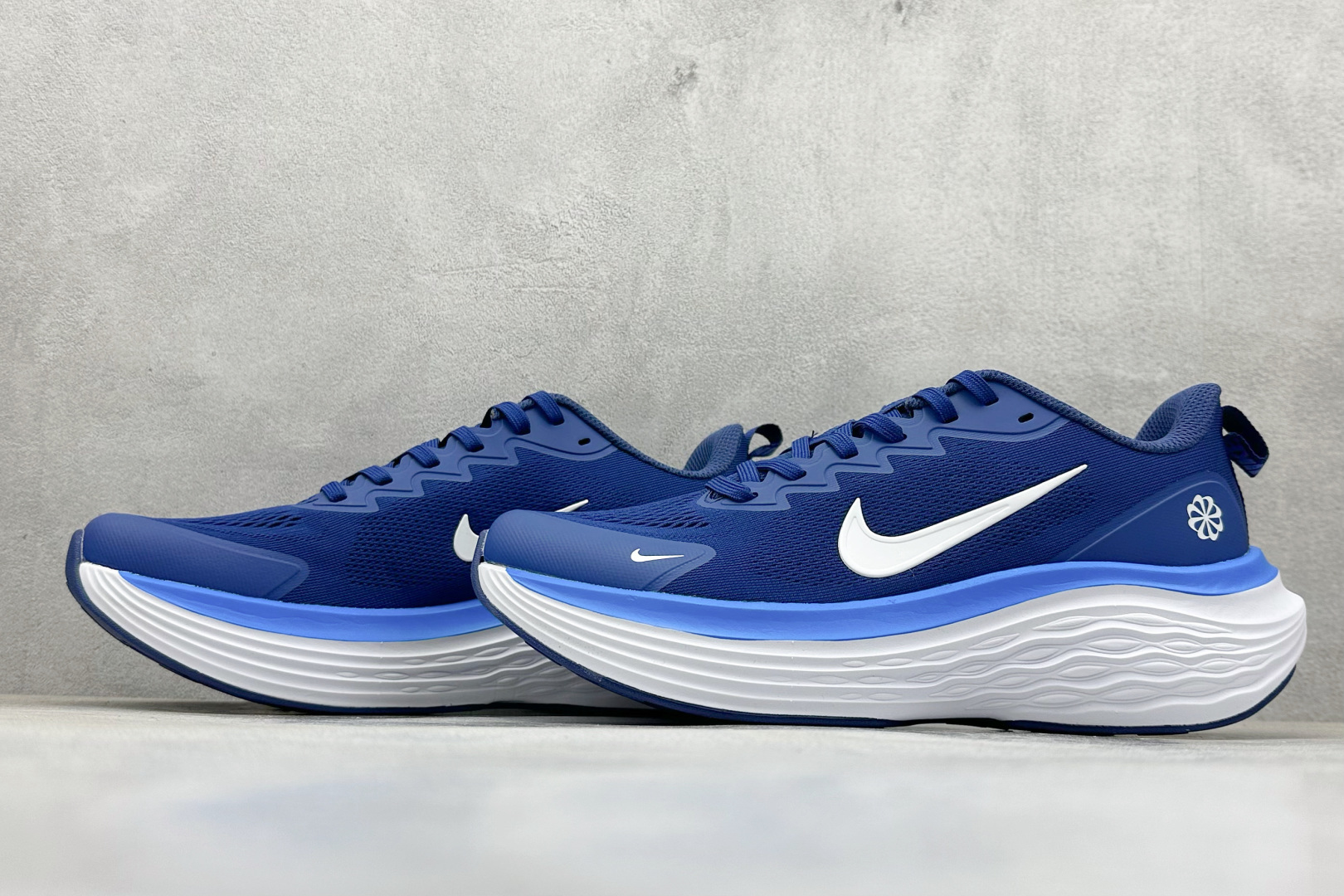 Nike Air Zoom Structure 26代 网面透气跑鞋 DX5810-005 Nike Air Zoom Structure 26代 网面透气跑鞋 DX5810-005