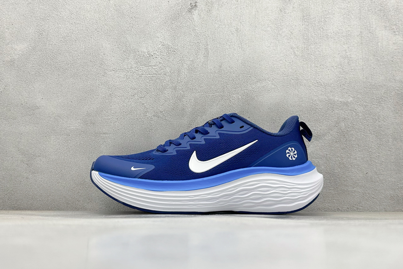 Nike Air Zoom Structure 26代 网面透气跑鞋 DX5810-005 Nike Air Zoom Structure 26代 网面透气跑鞋 DX5810-005