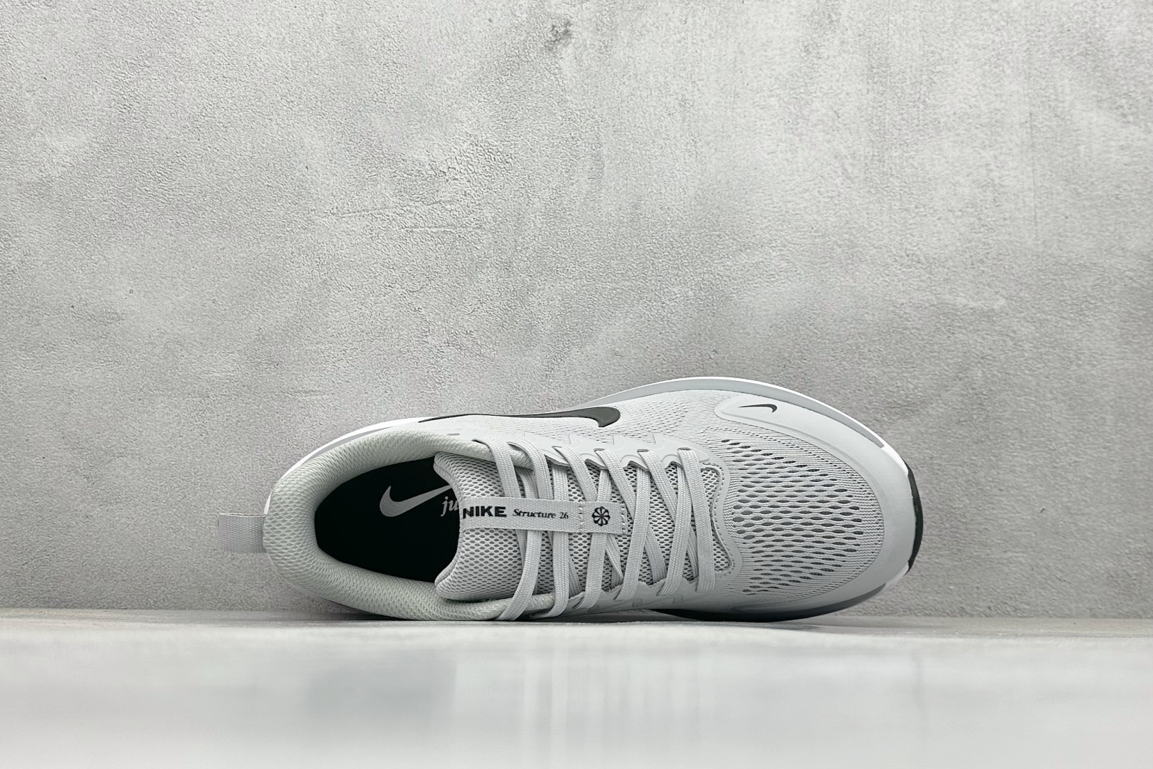 Nike Air Zoom Structure 26代 网面透气跑鞋 DX5810-007 Nike Air Zoom Structure 26代 网面透气跑鞋 DX5810-007