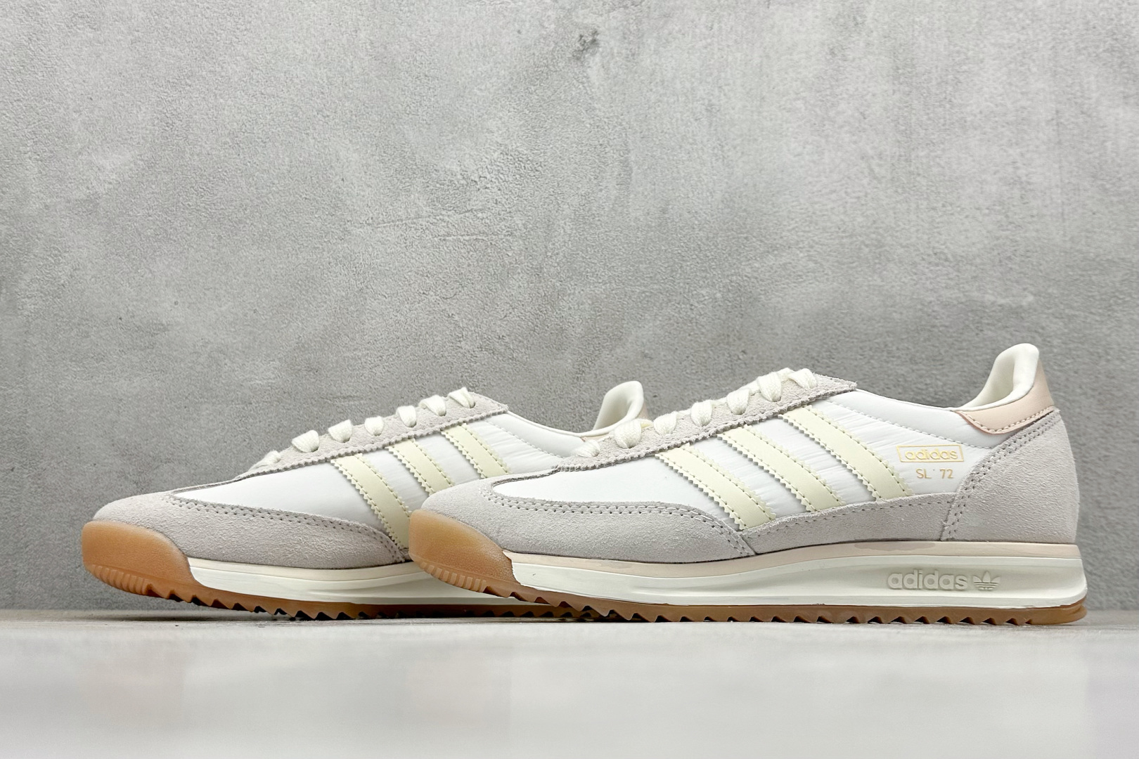 AD Original SL 72 RS 经典复古轻便休闲运动慢跑鞋 JI2491-莆田鞋,莆田鞋货源,高仿鞋,高仿鞋货源,安福档口,莆田高仿鞋,莆田鞋批发,高仿鞋批发,莆田高仿运动鞋,高仿运动鞋,莆田运动鞋 AD Original SL 72 RS 经典复古轻便休闲运动慢跑鞋 JI2491