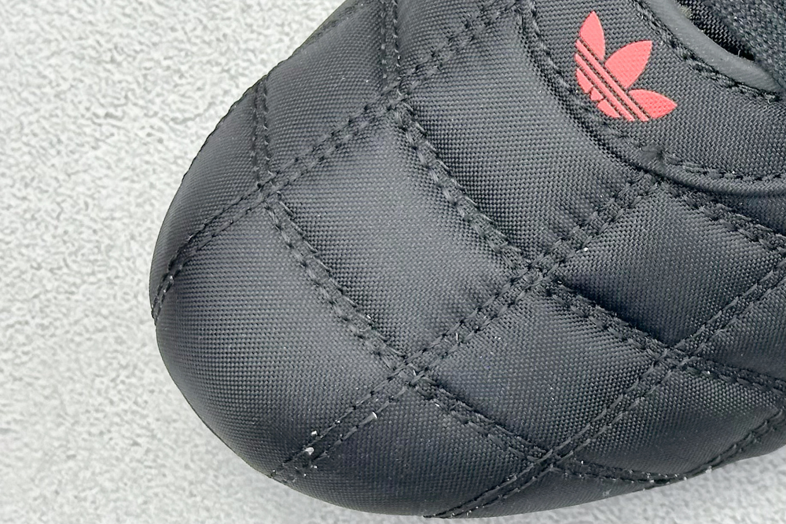 AD BAD BUBBY CAMPUS 潮流运动防滑耐磨 阿迪达斯低帮休闲跑步鞋 JP0286