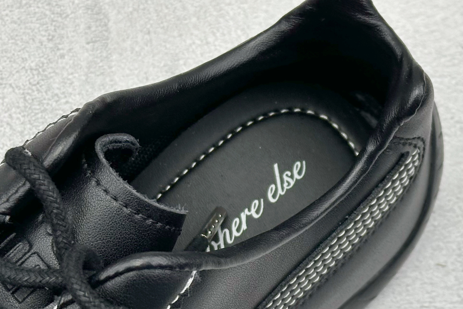 S2版Ferrari x Puma Speedcet 联名彪马低帮复古运动休闲赛车跑鞋 404267-01