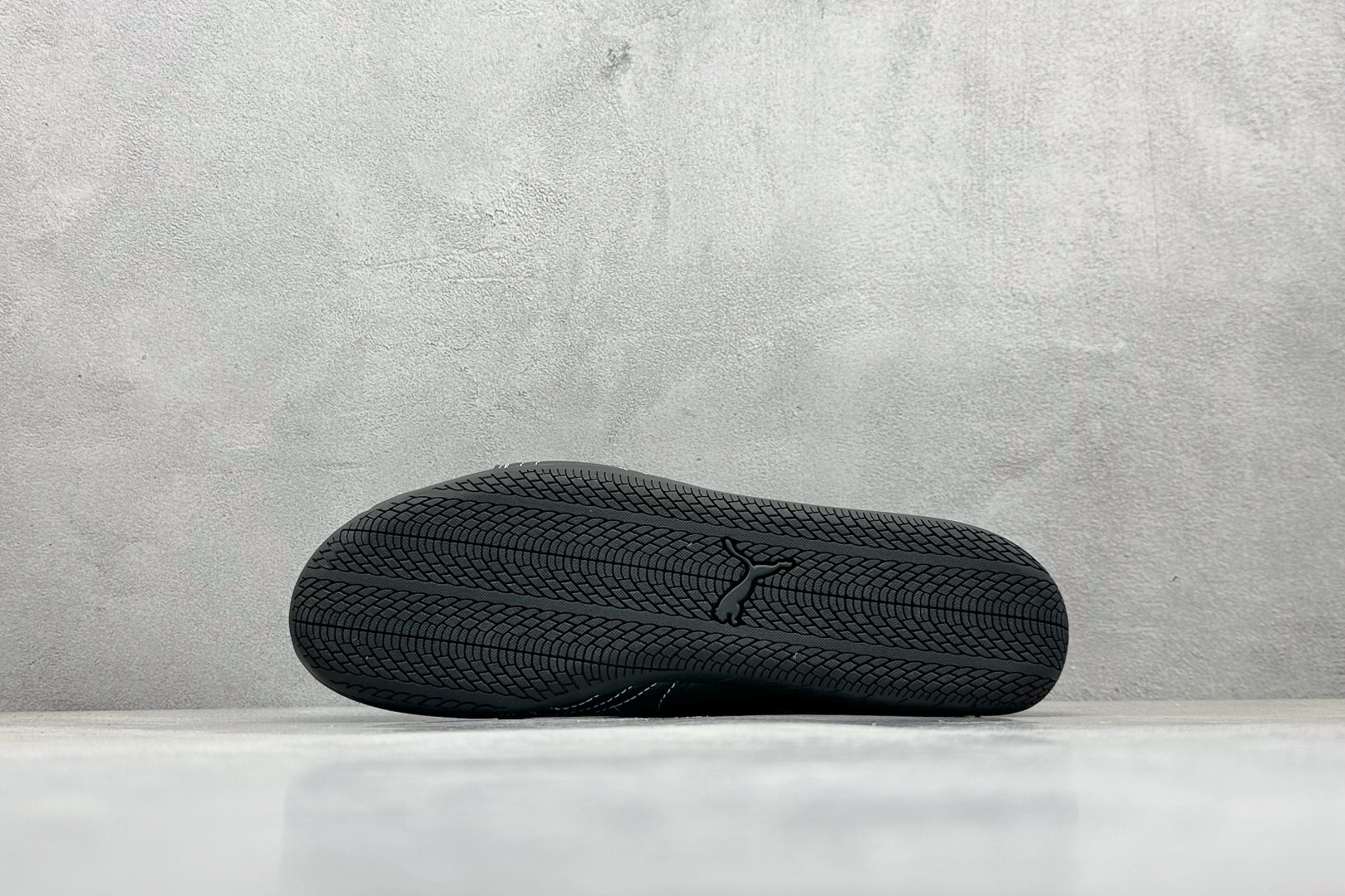 S2版Ferrari x Puma Speedcet 联名彪马低帮复古运动休闲赛车跑鞋 404267-01