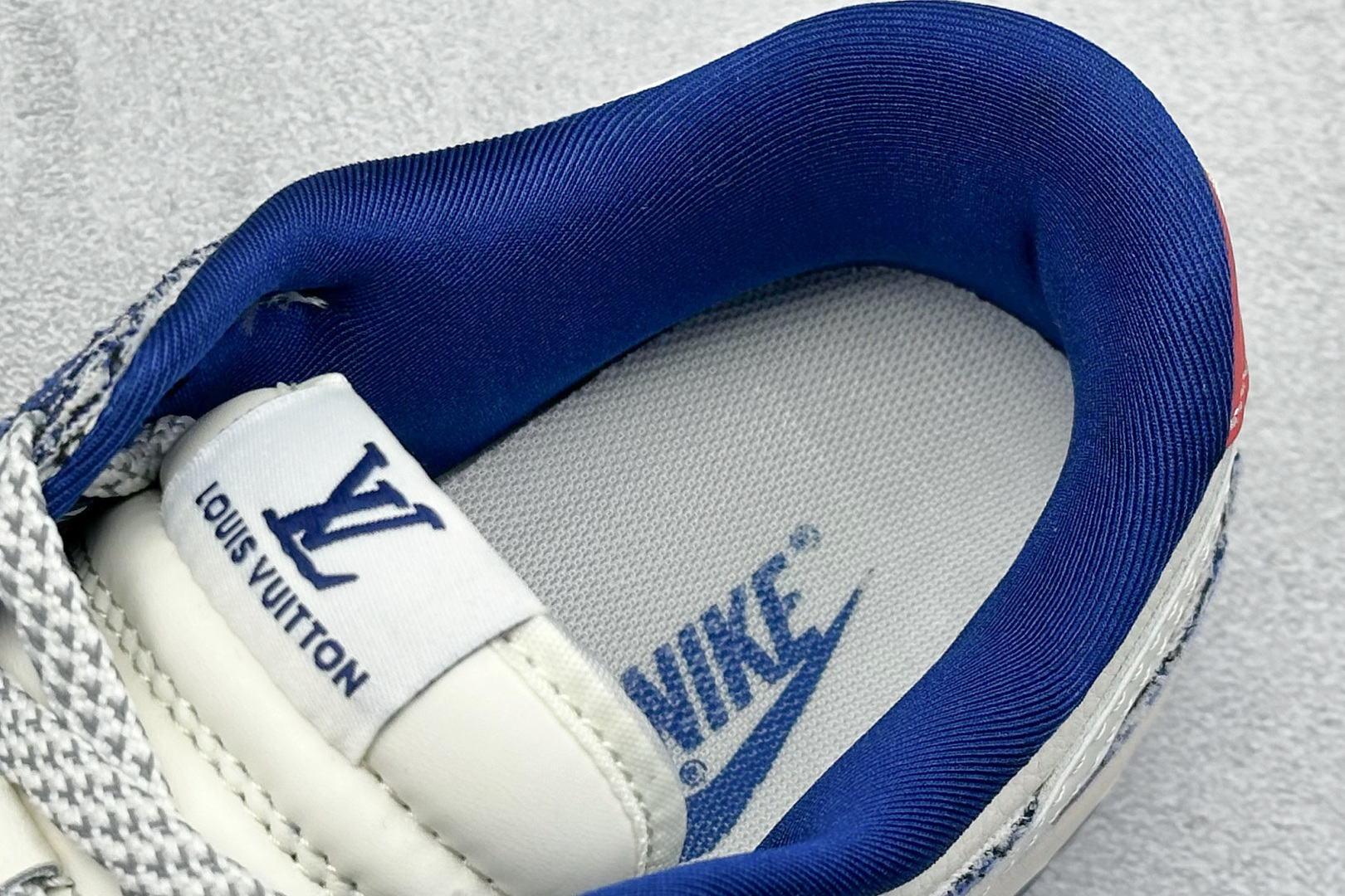 XC版Nike SB Dunk Low 联名 LV牛仔印花 周年高端定制 低帮休闲板鞋 FC1688-234-莆田鞋,莆田鞋货源,高仿鞋,高仿鞋货源,安福档口,莆田高仿鞋,莆田鞋批发,高仿鞋批发,莆田高仿运动鞋,高仿运动鞋,莆田运动鞋 XC版Nike SB Dunk Low 联名 LV牛仔印花 周年高端定制 低帮休闲板鞋 FC1688-234