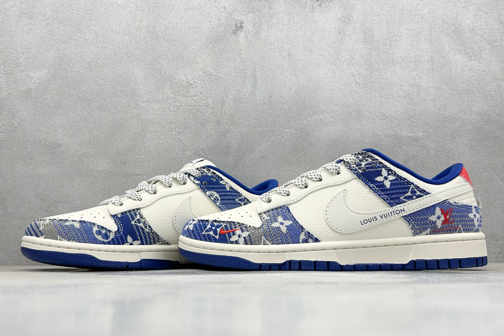 XC版Nike SB Dunk Low 联名 LV牛仔印花 周年高端定制 低帮休闲板鞋 FC1688-234-莆田鞋,莆田鞋货源,高仿鞋,高仿鞋货源,安福档口,莆田高仿鞋,莆田鞋批发,高仿鞋批发,莆田高仿运动鞋,高仿运动鞋,莆田运动鞋 XC版Nike SB Dunk Low 联名 LV牛仔印花 周年高端定制 低帮休闲板鞋 FC1688-234